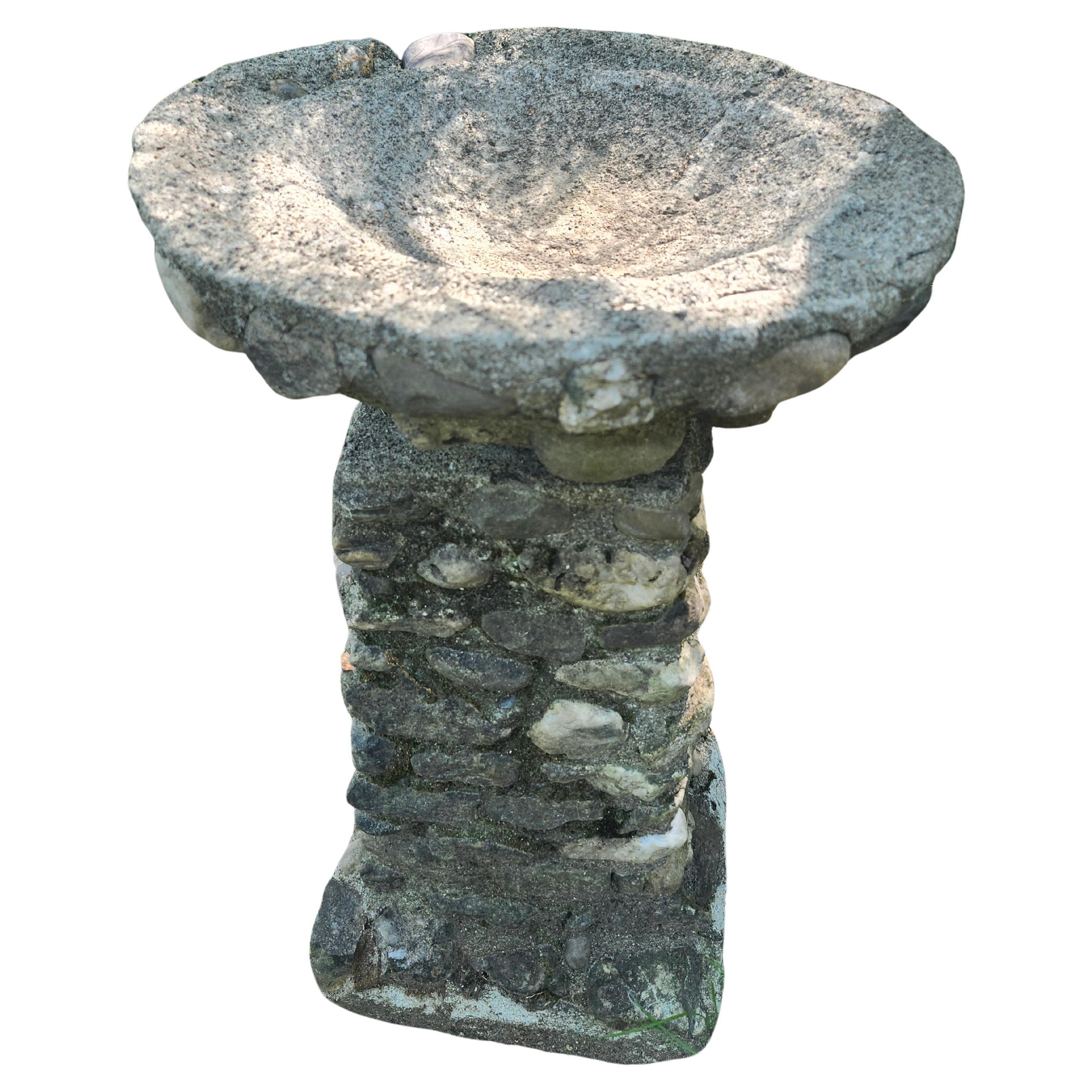 Arts & Craft Handmade Folky 2 Pieces Adirondack Stone Birdbath C1930 (Handgefertigt) im Angebot