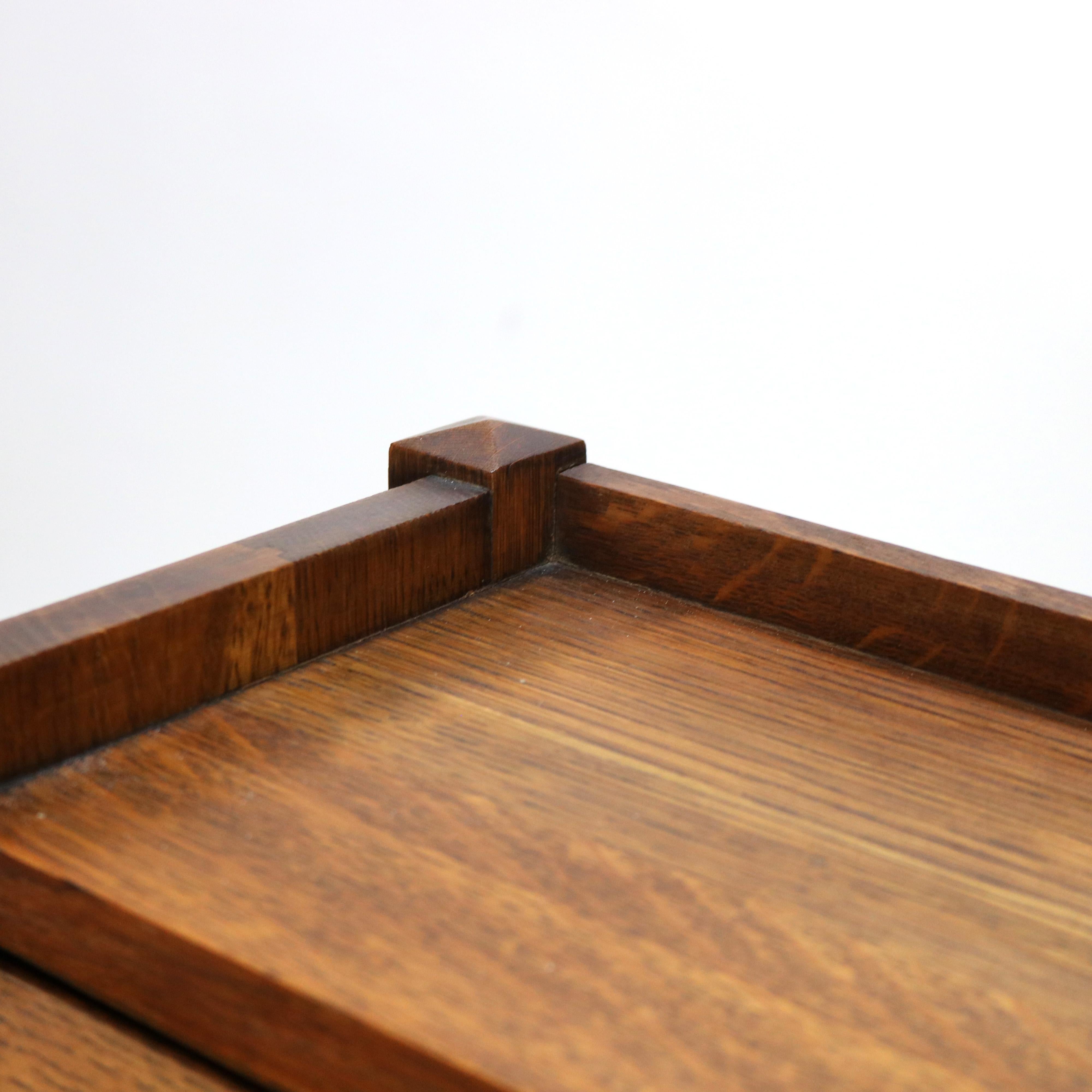 Artes y Oficios Honeoye Falls Furniture Co. Escritorio con frente abatible de roble C1920 en venta 1