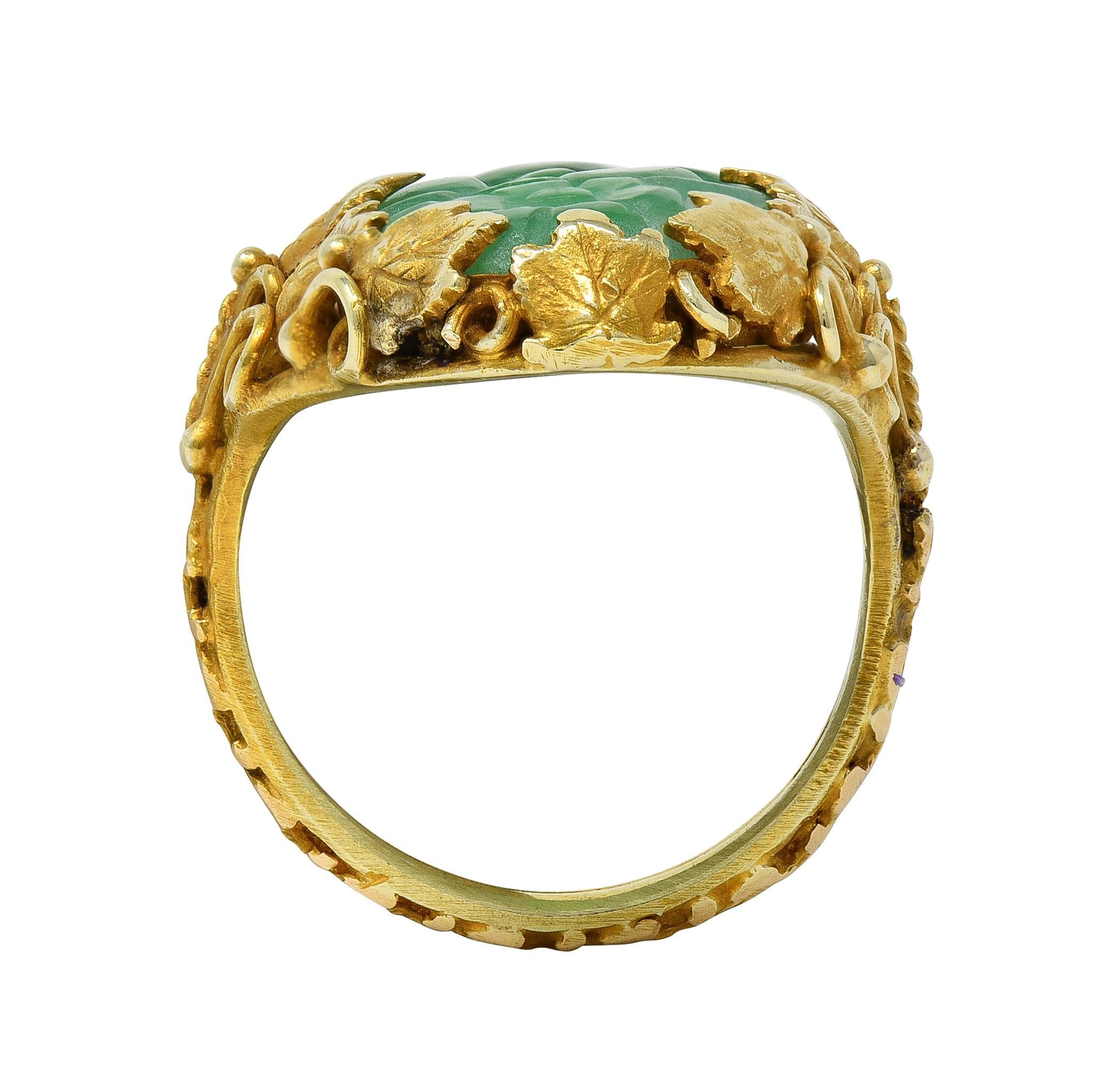 Arts & Crafts Jade 14 Karat Yellow Gold Antique Ivy Fruit Flower Signet Ring For Sale 1
