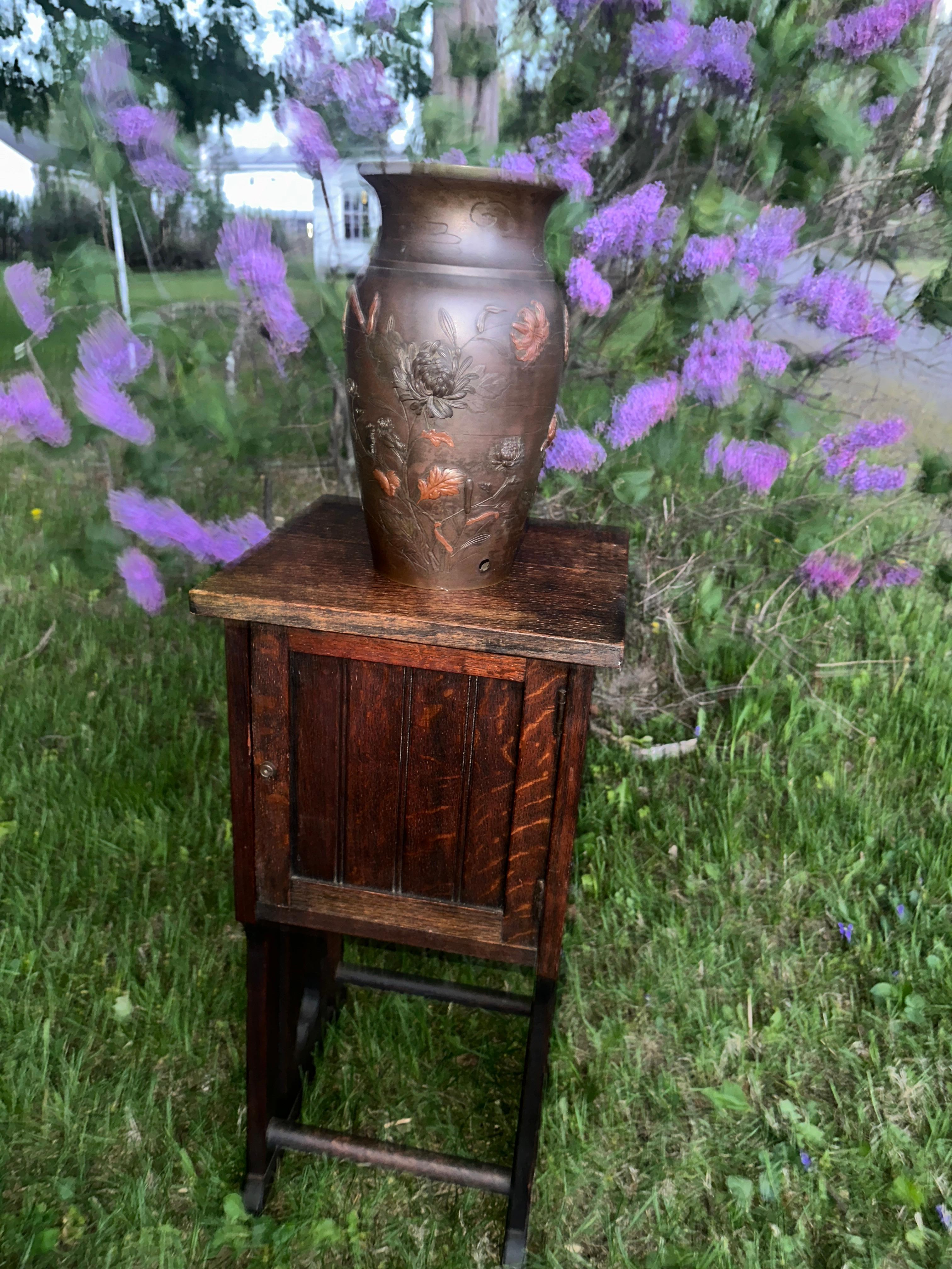 Vaso di bronzo giapponese Arts & Crafts dell'epoca Stickley  - F8191 in vendita 6