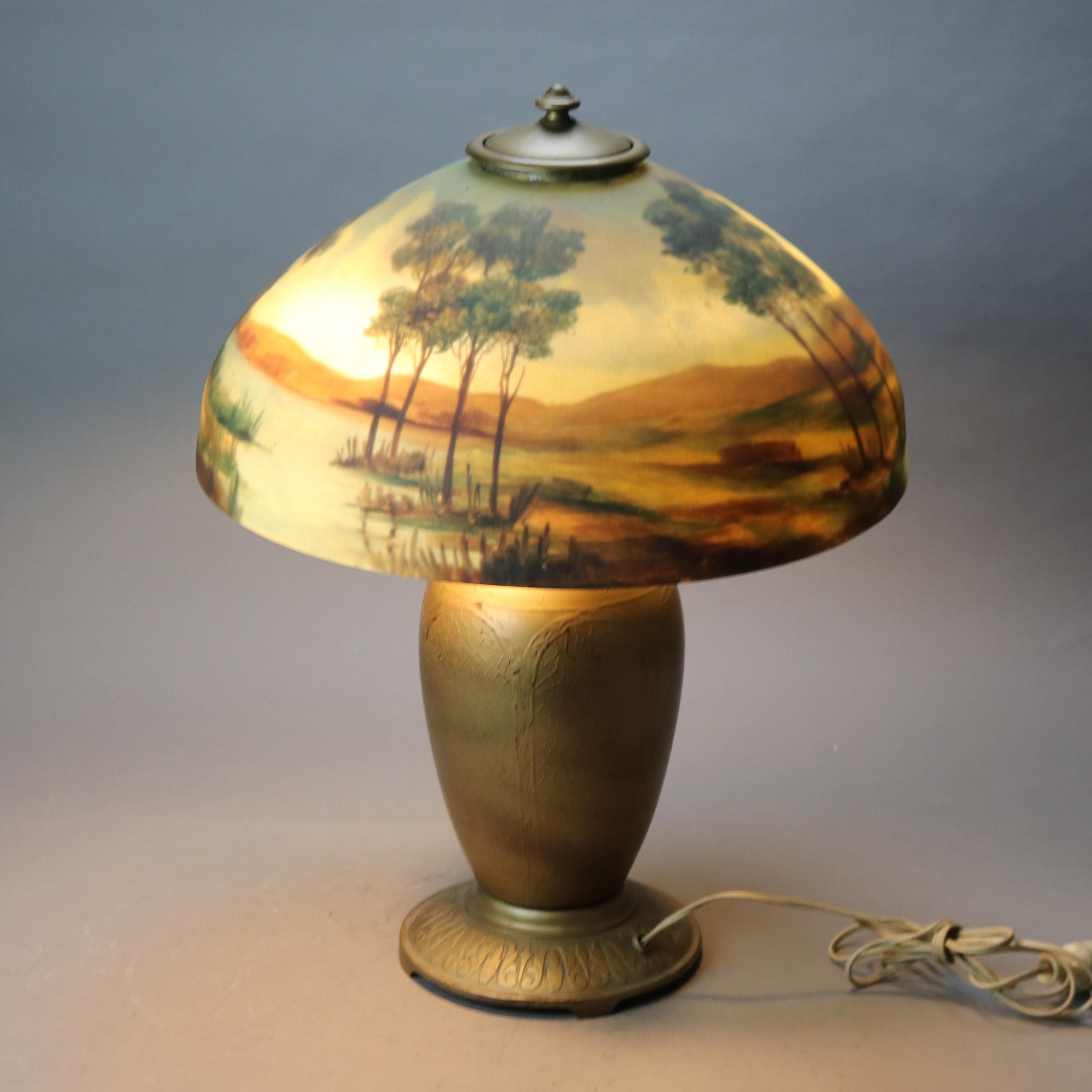 Lampada da tavolo Jefferson dipinta all'inverso con scena di paesaggio C1920

Misure - 23 1/2