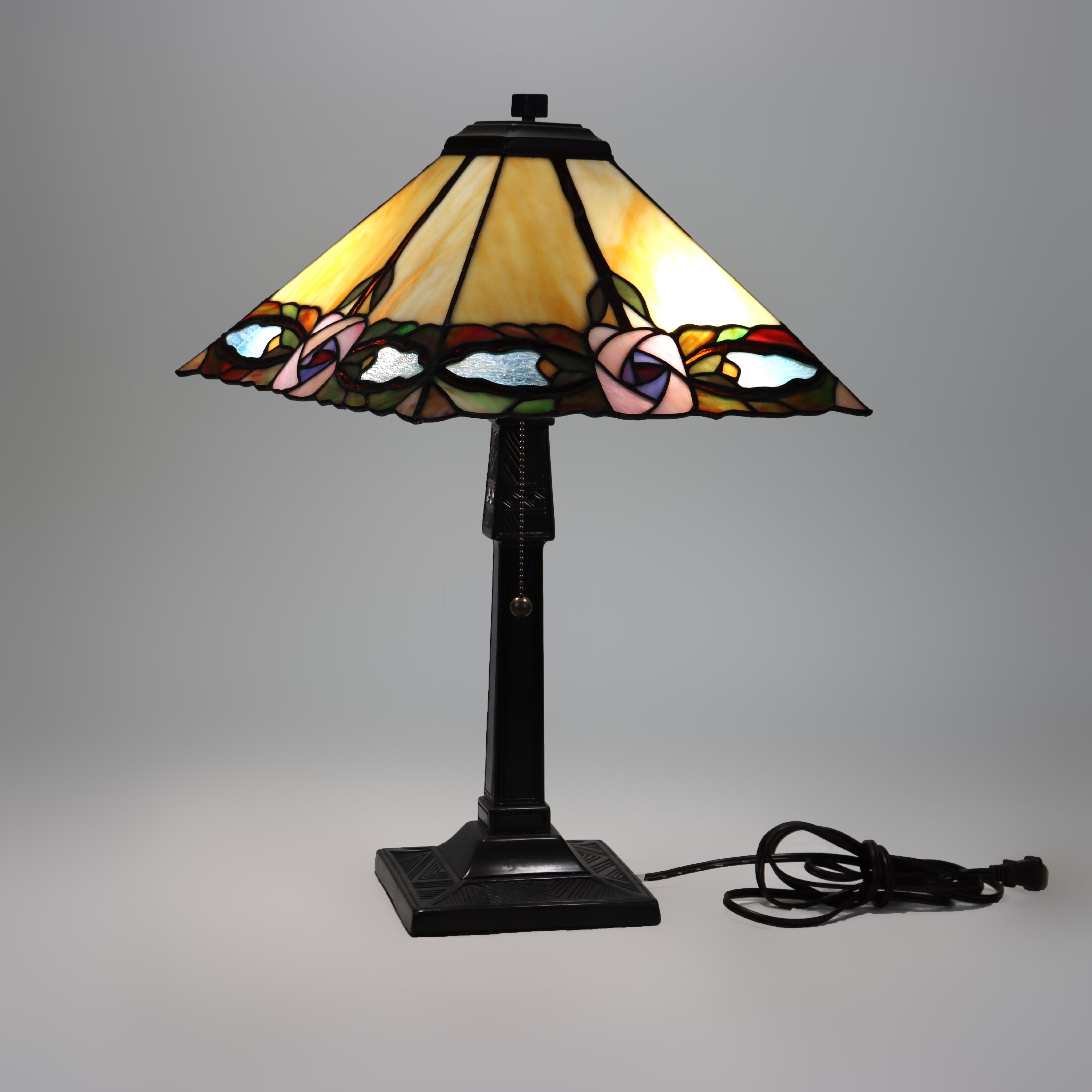 Lámpara de sobremesa Arts & Crafts Leaded Stained glass 20thC en venta 3