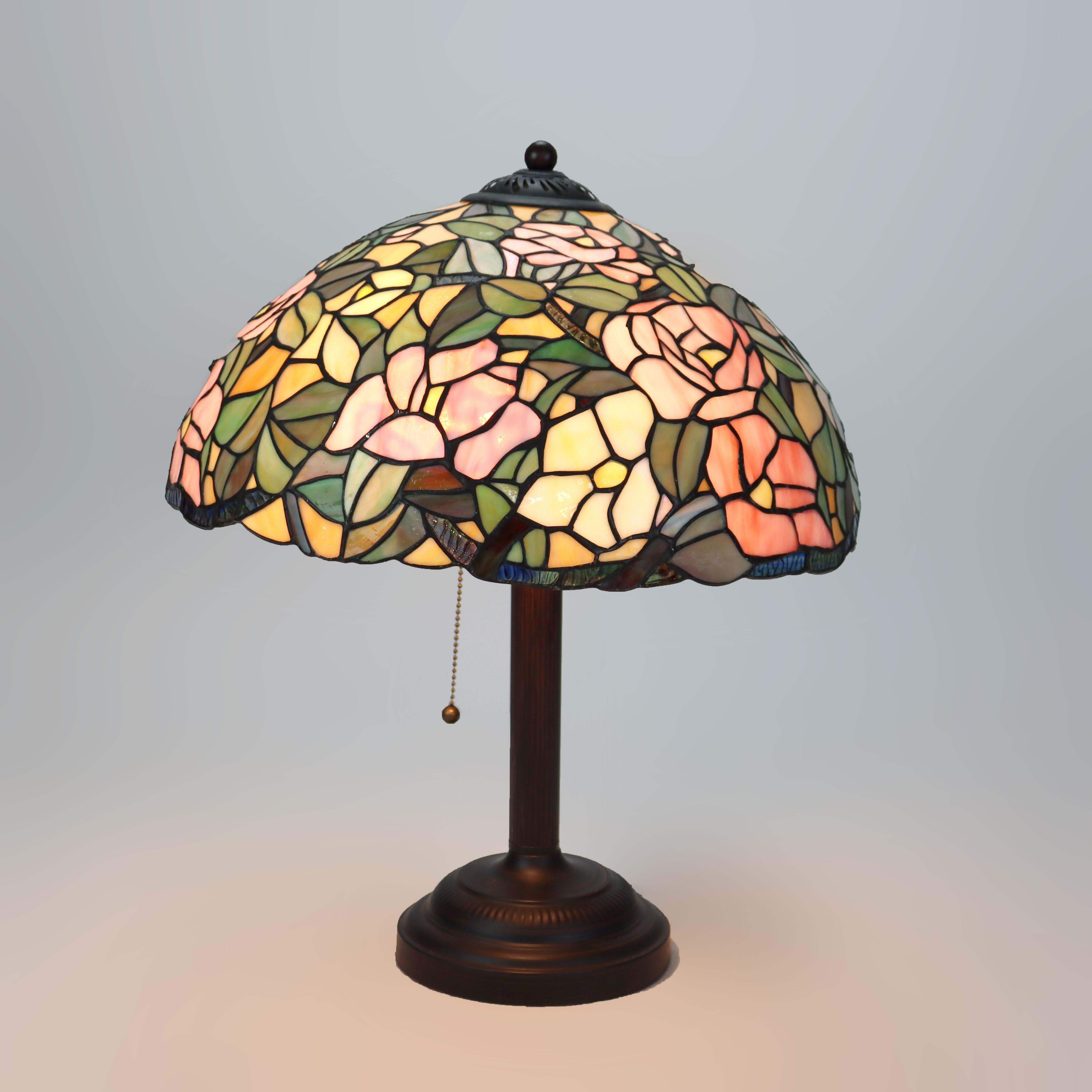 Lámpara de sobremesa Arts & Crafts Leaded Stained glass 20thC.   
Medidas - 20
