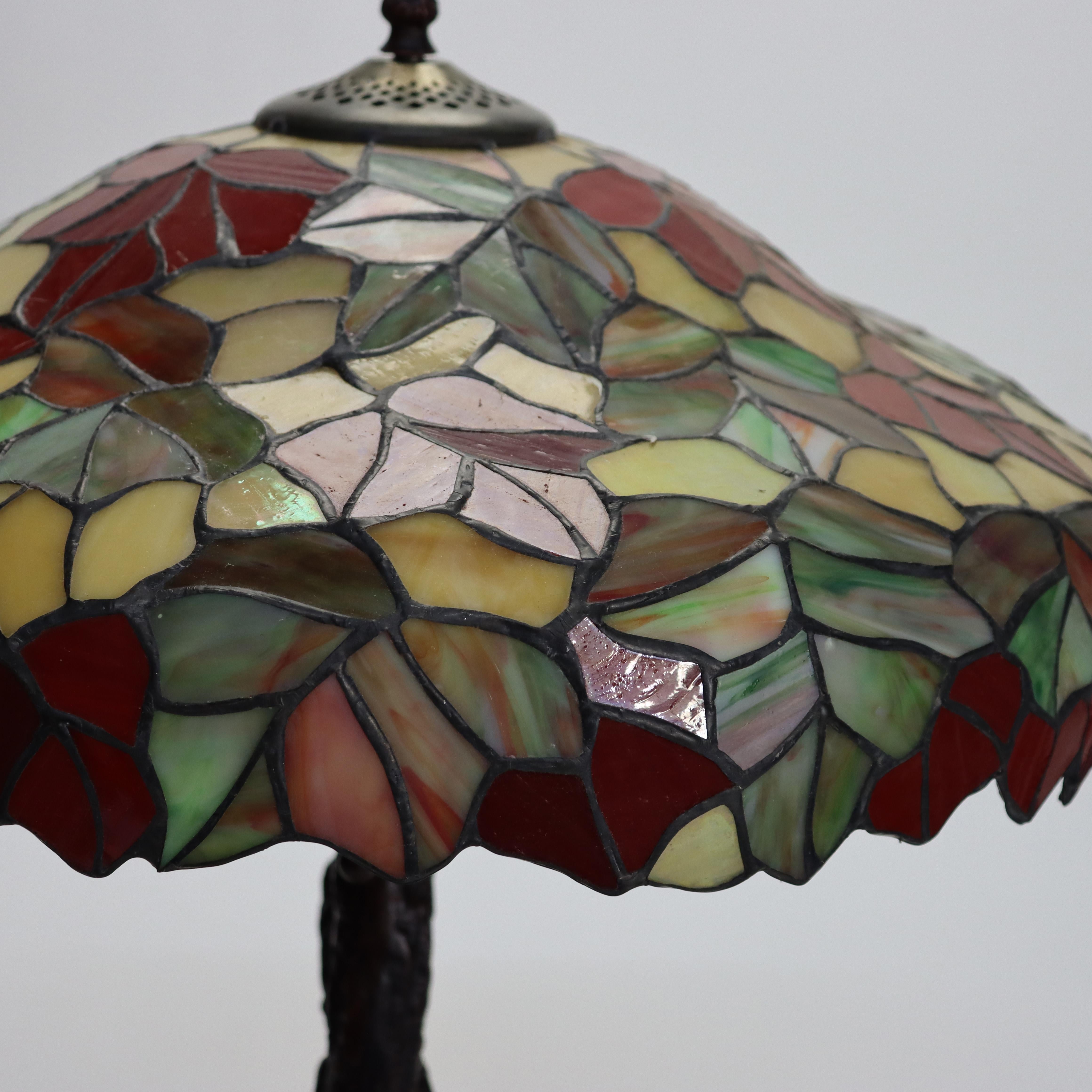 Lámpara de sobremesa Arts & Crafts Leaded Stained glass 20thC Artes y manualidades en venta