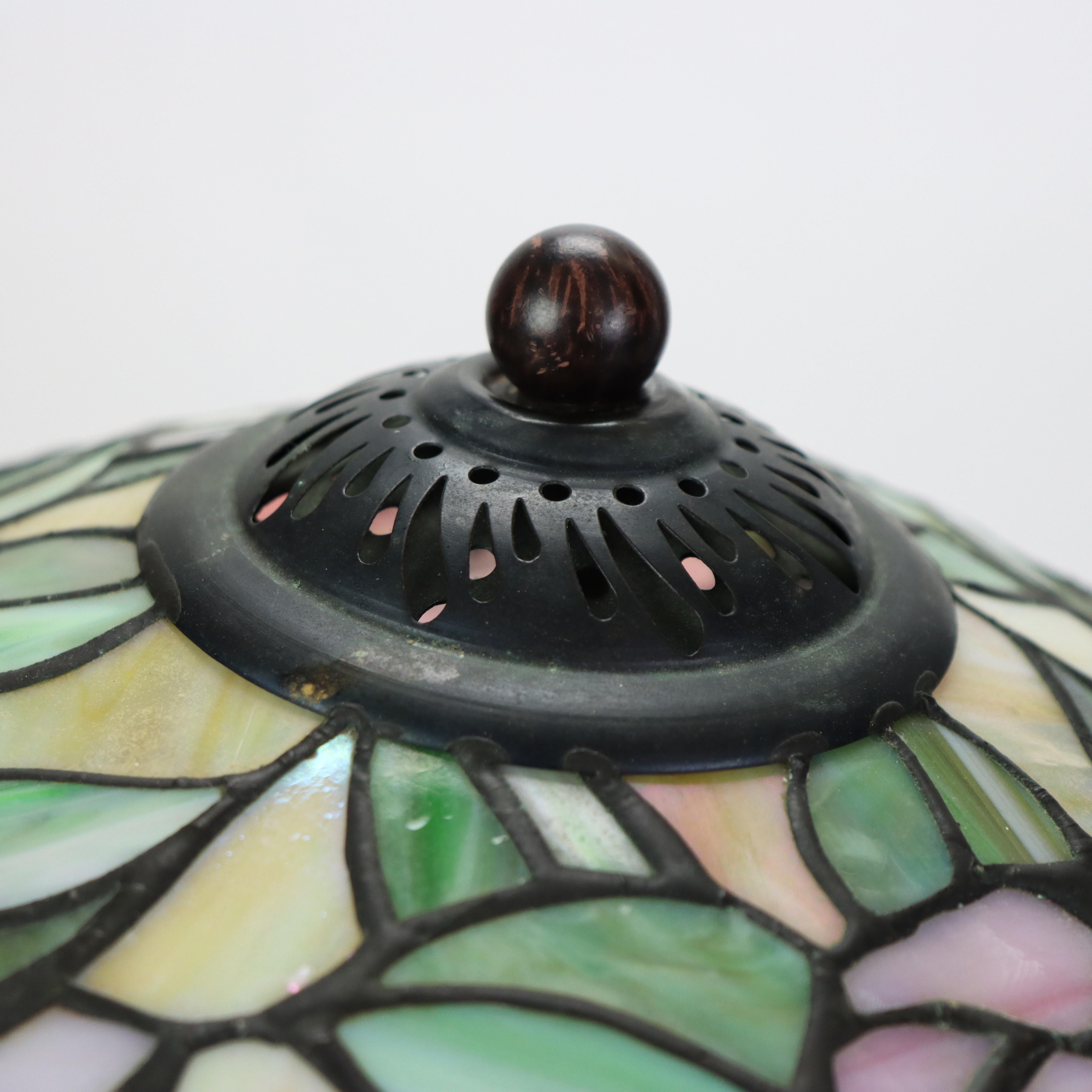Lámpara de sobremesa Arts & Crafts Leaded Stained glass 20thC siglo XX en venta