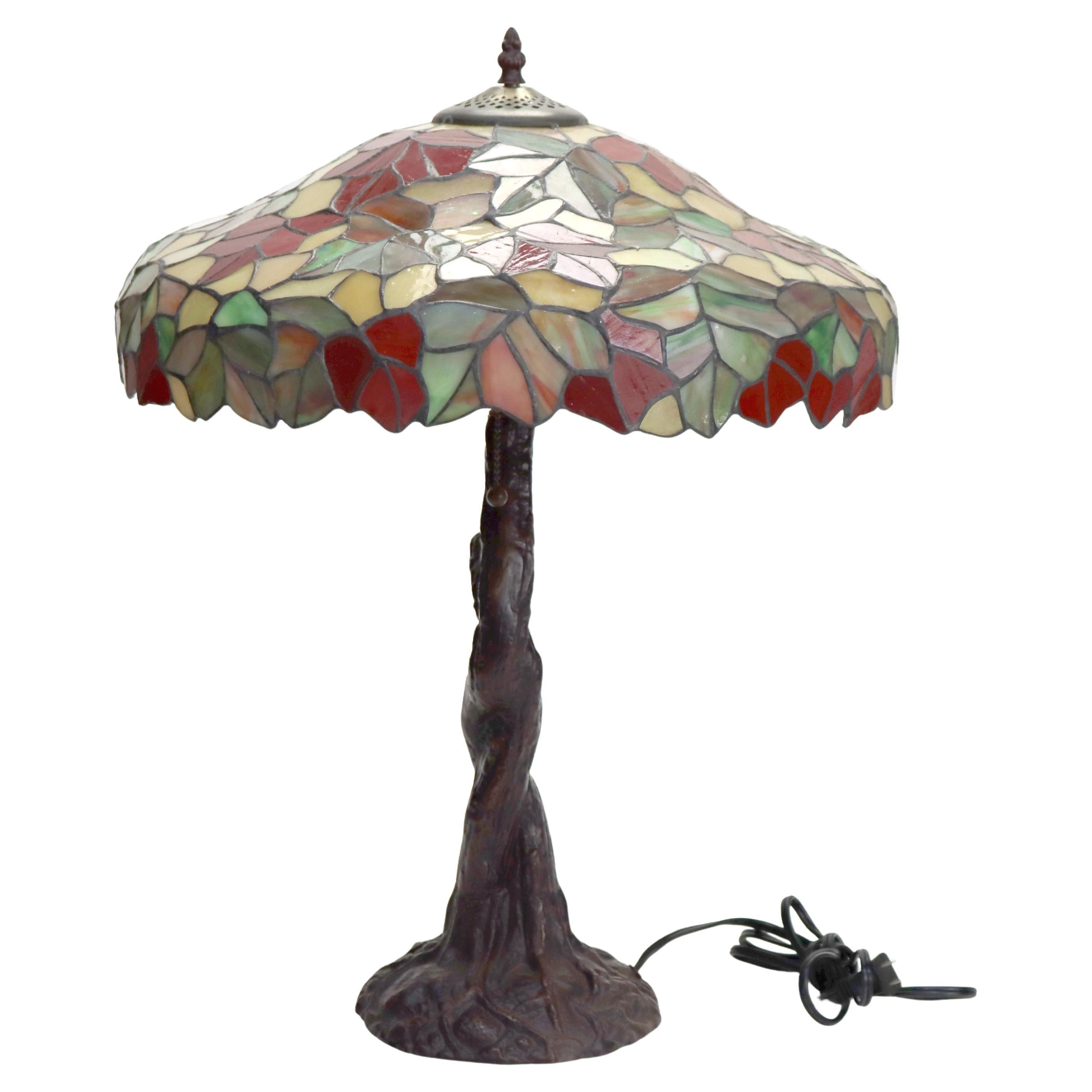 Arts & Crafts Leaded Stained Glass Table Lamp 20thC