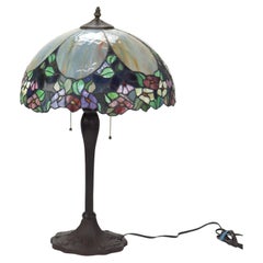 Arts & Crafts Leaded Stained Glass Table Lamp 20thC