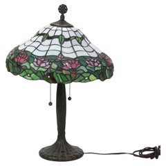 Arts & Crafts Leaded Stained Glass Table Lamp 20thC