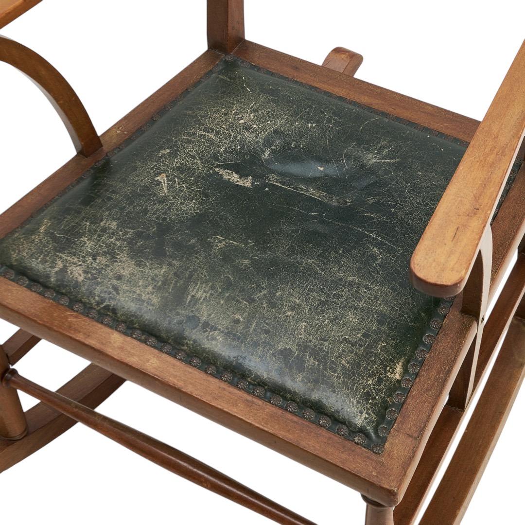 Unknown Arts & Crafts Mahogany Rocking Chair with Green Leather Seat, 20th Century For Sale