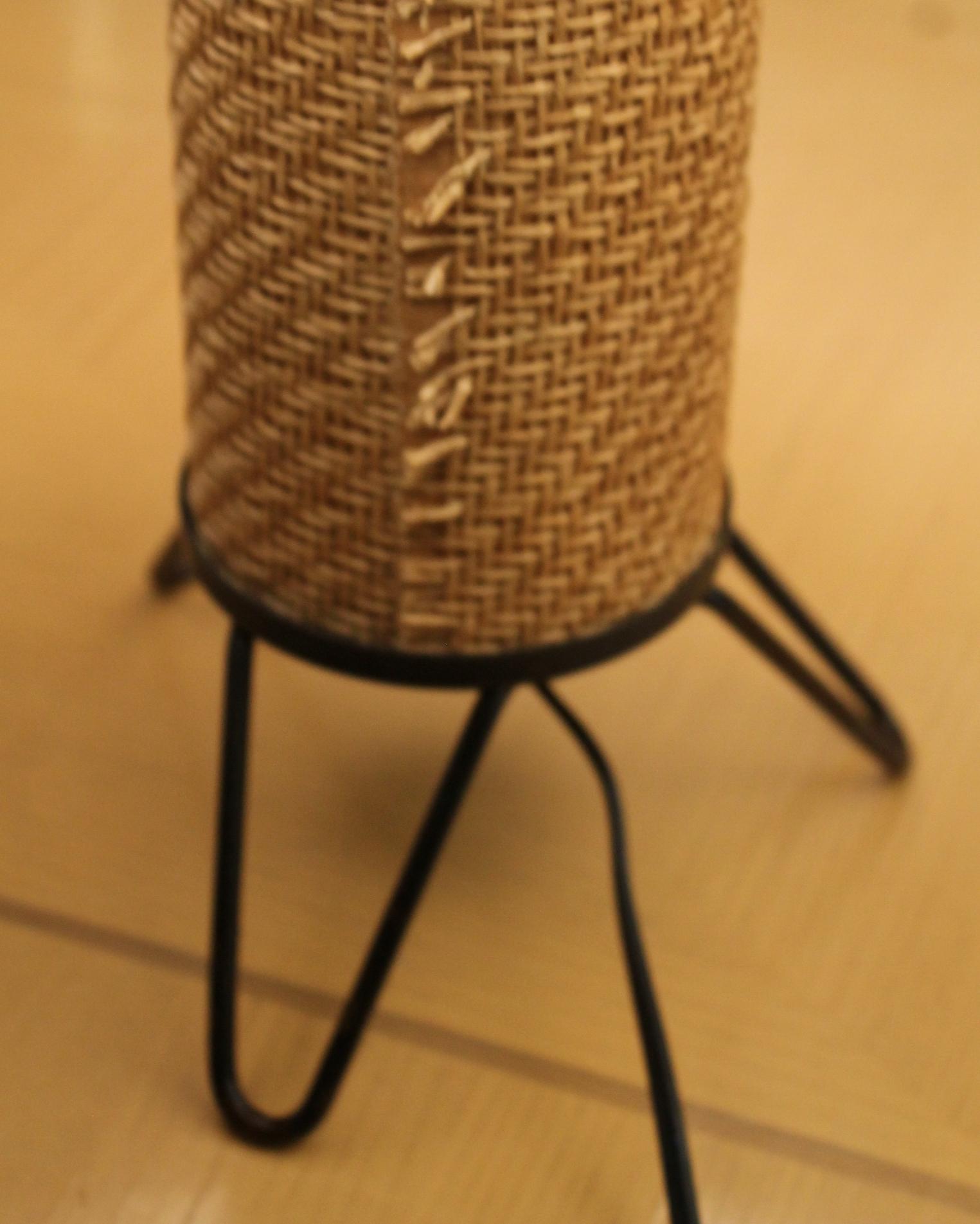 Lampe à rabat Arts & Crafts MCM Tripod 1950s Epic Danish Modern Mid Century Bon état - En vente à Peoria, AZ
