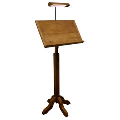 Arts & Crafts Menu Podium, Maître d' Stand with Reading Lamp