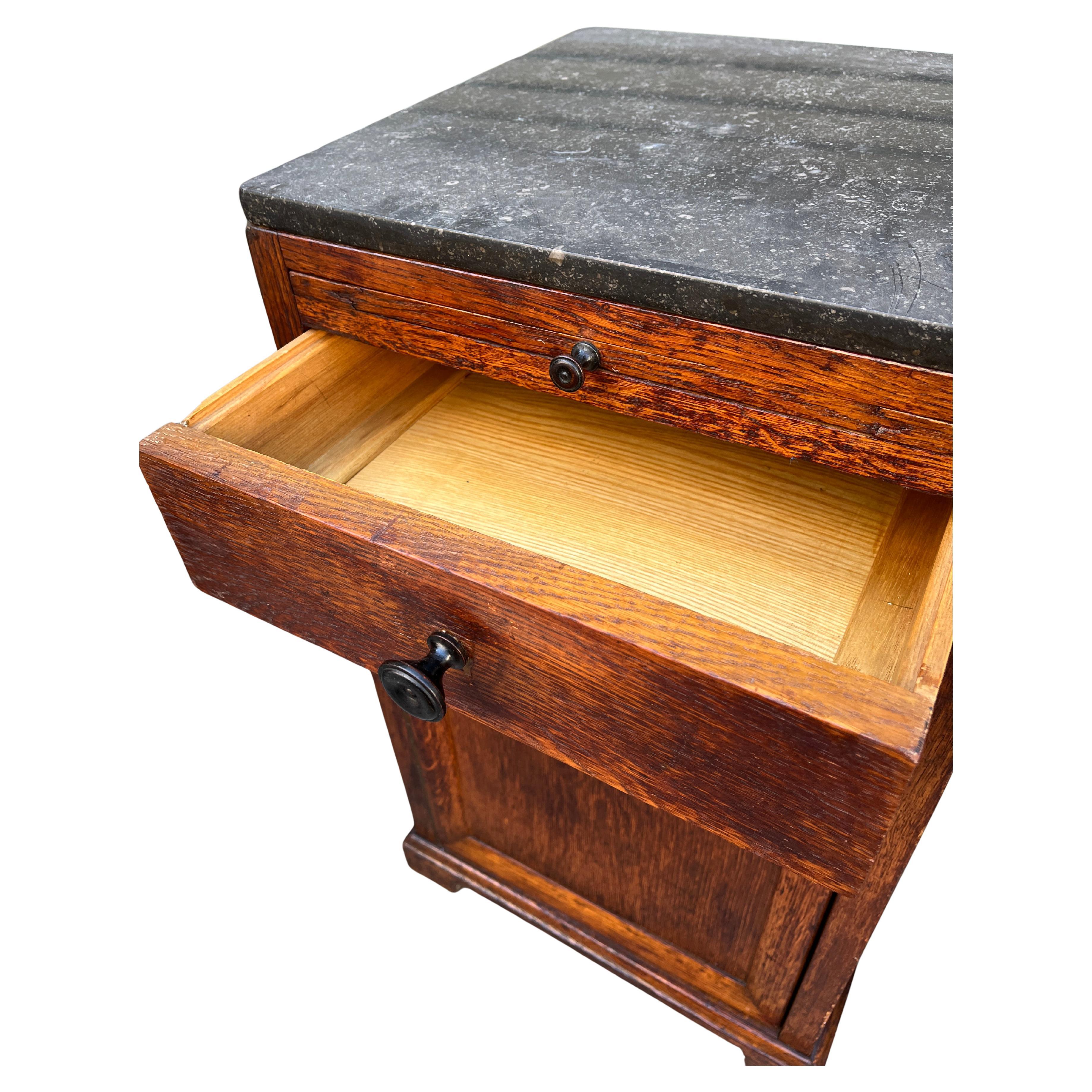 Arts & Crafts Mission Oak Antique Craftsman Bedside Tables For Sale 7