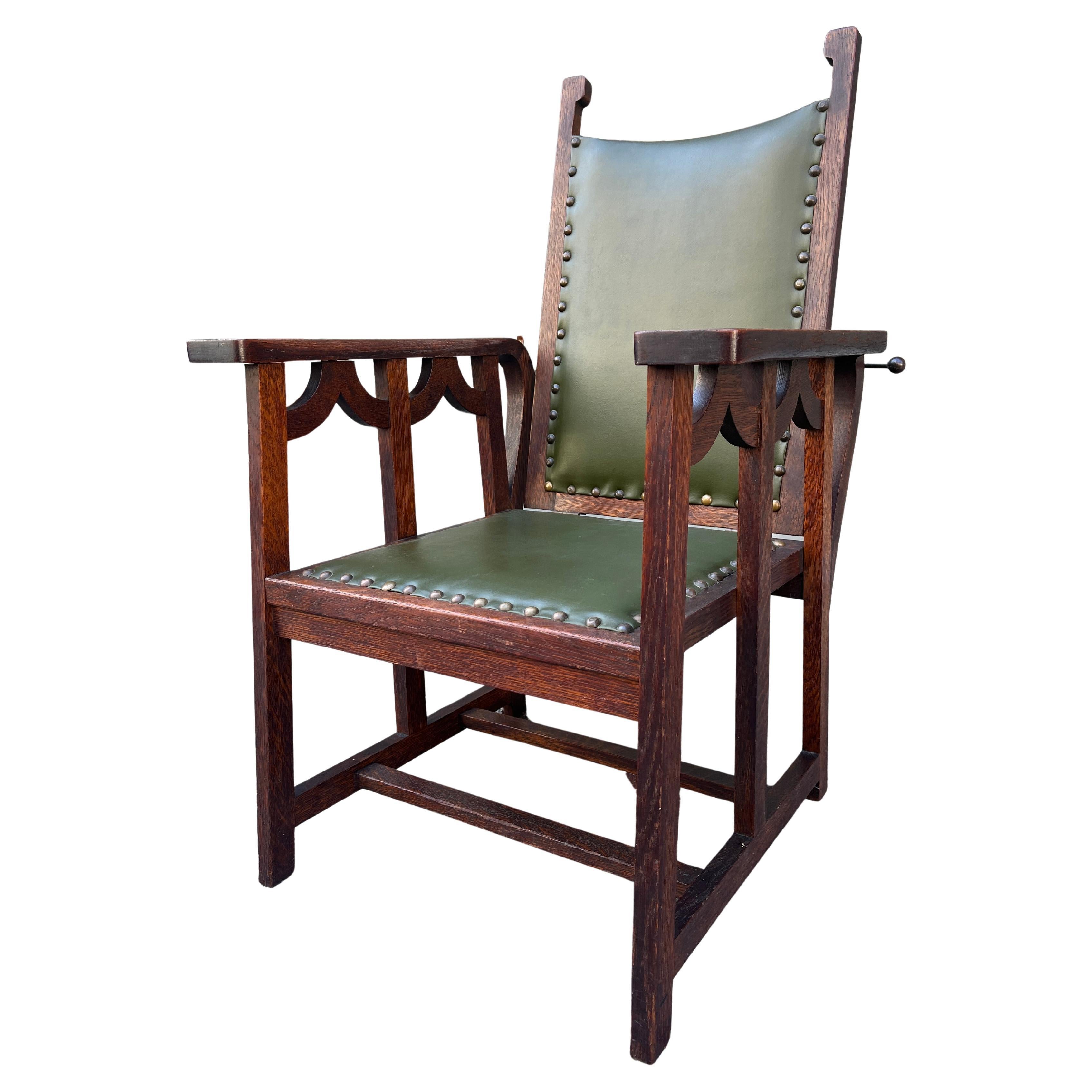 Arts & Crafts Mission Oak Antique Craftsman Reclining Morris Chair For Sale 1