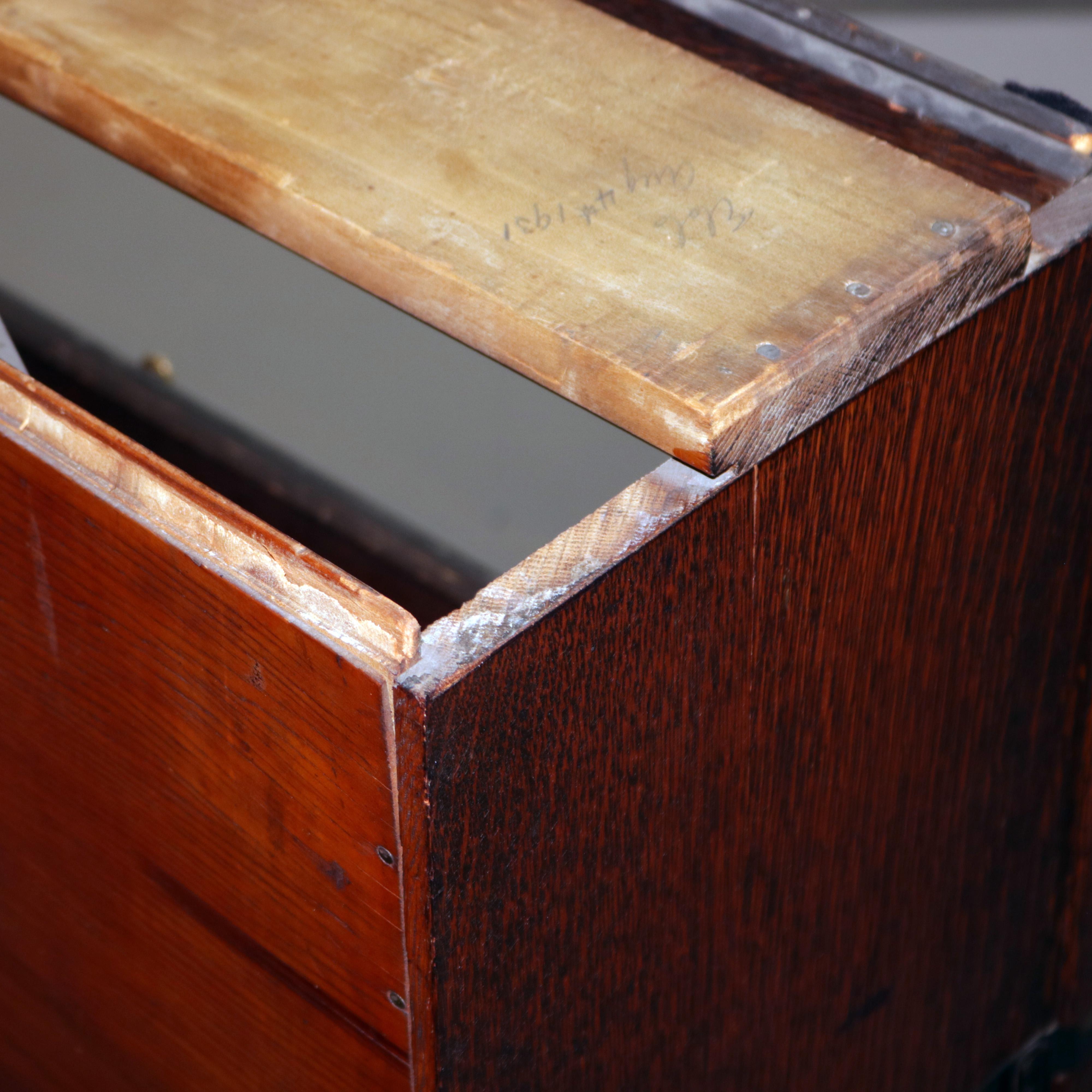 American Arts & Crafts Mission Oak Barrister Bookcase by Globe-Wernicke, circa 1920