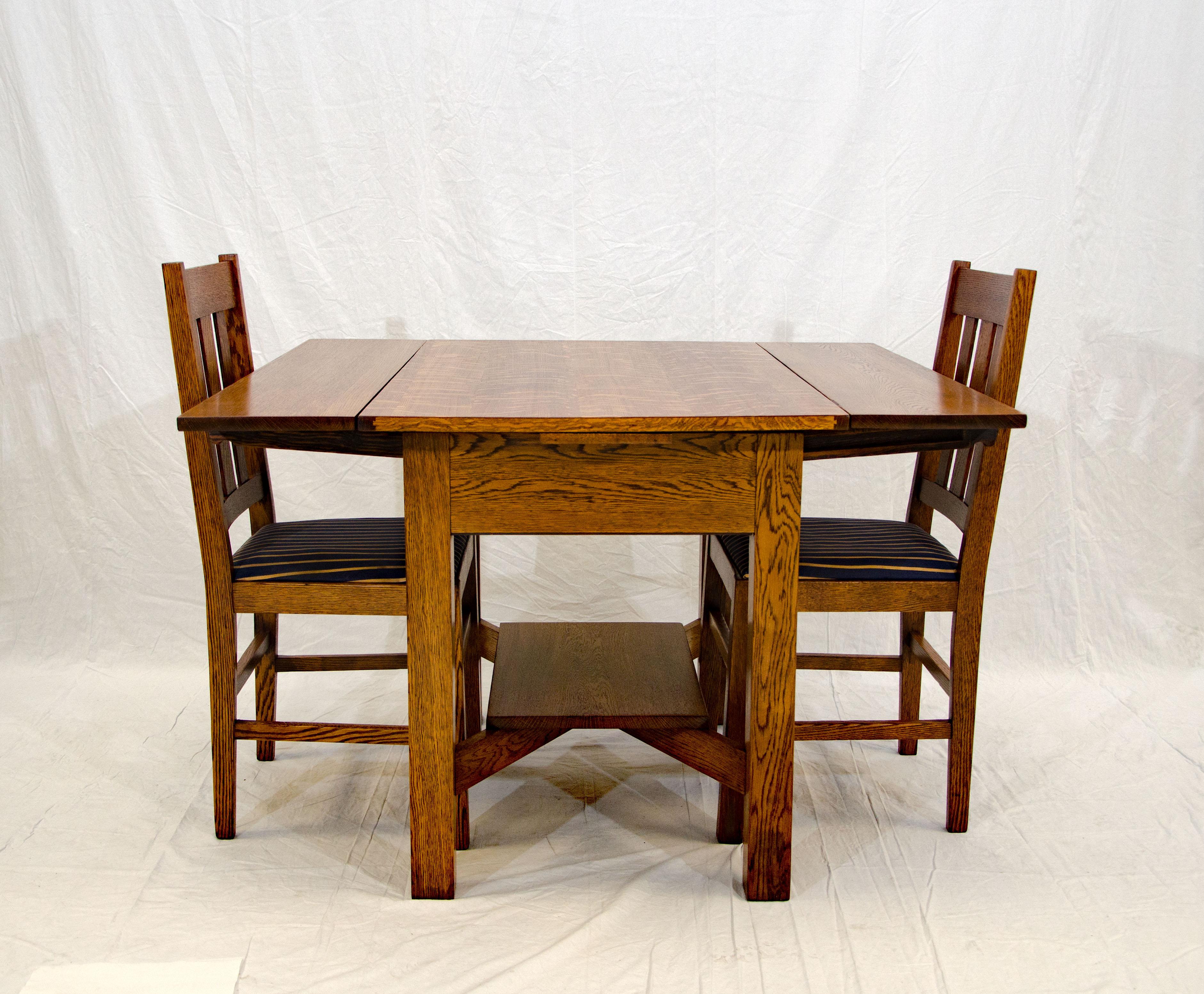 American Arts & Crafts Mission Oak Library or Breakfast Table with Two Leaves, Two Chairs