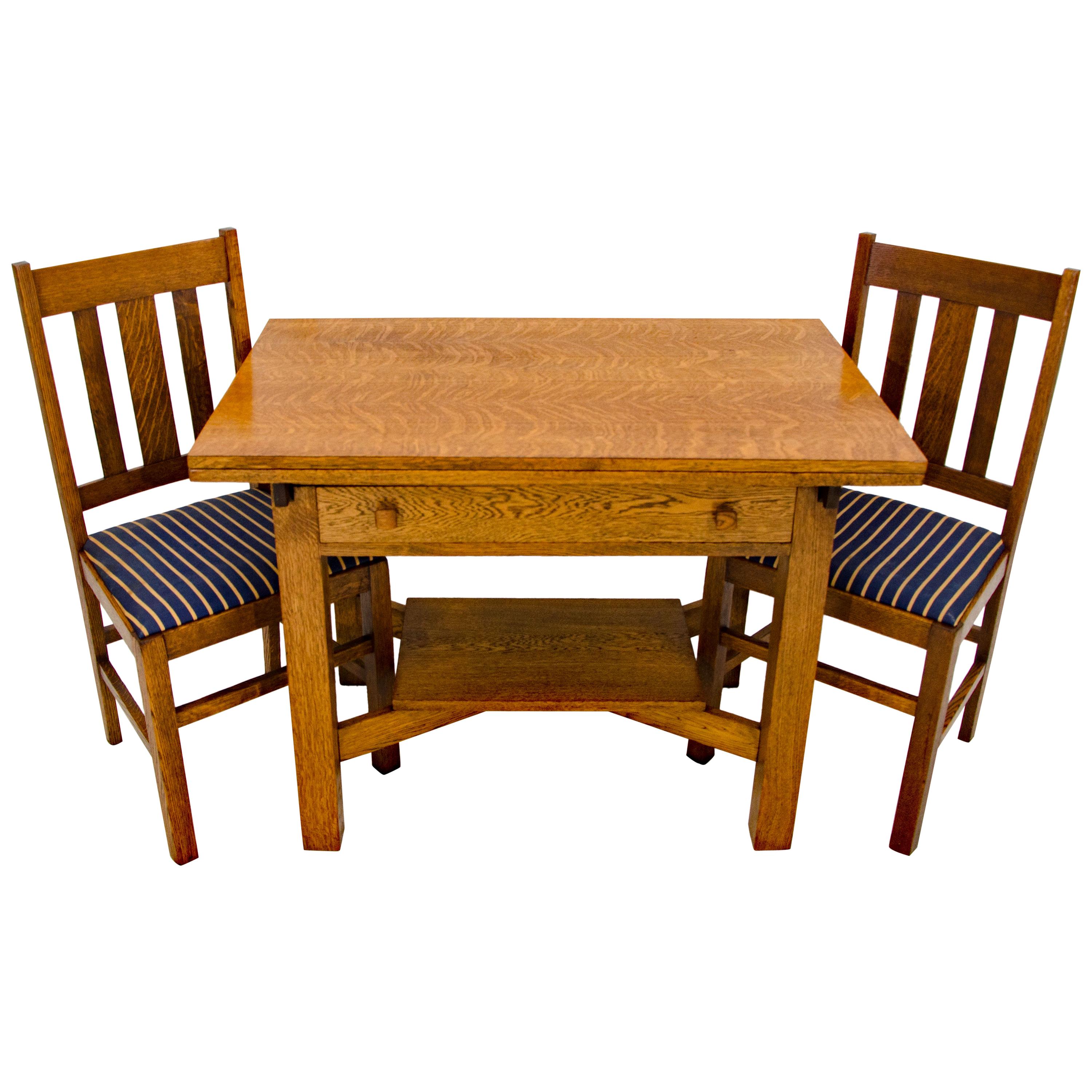 Arts & Crafts Mission Oak Library or Breakfast Table with Two Leaves, Two Chairs