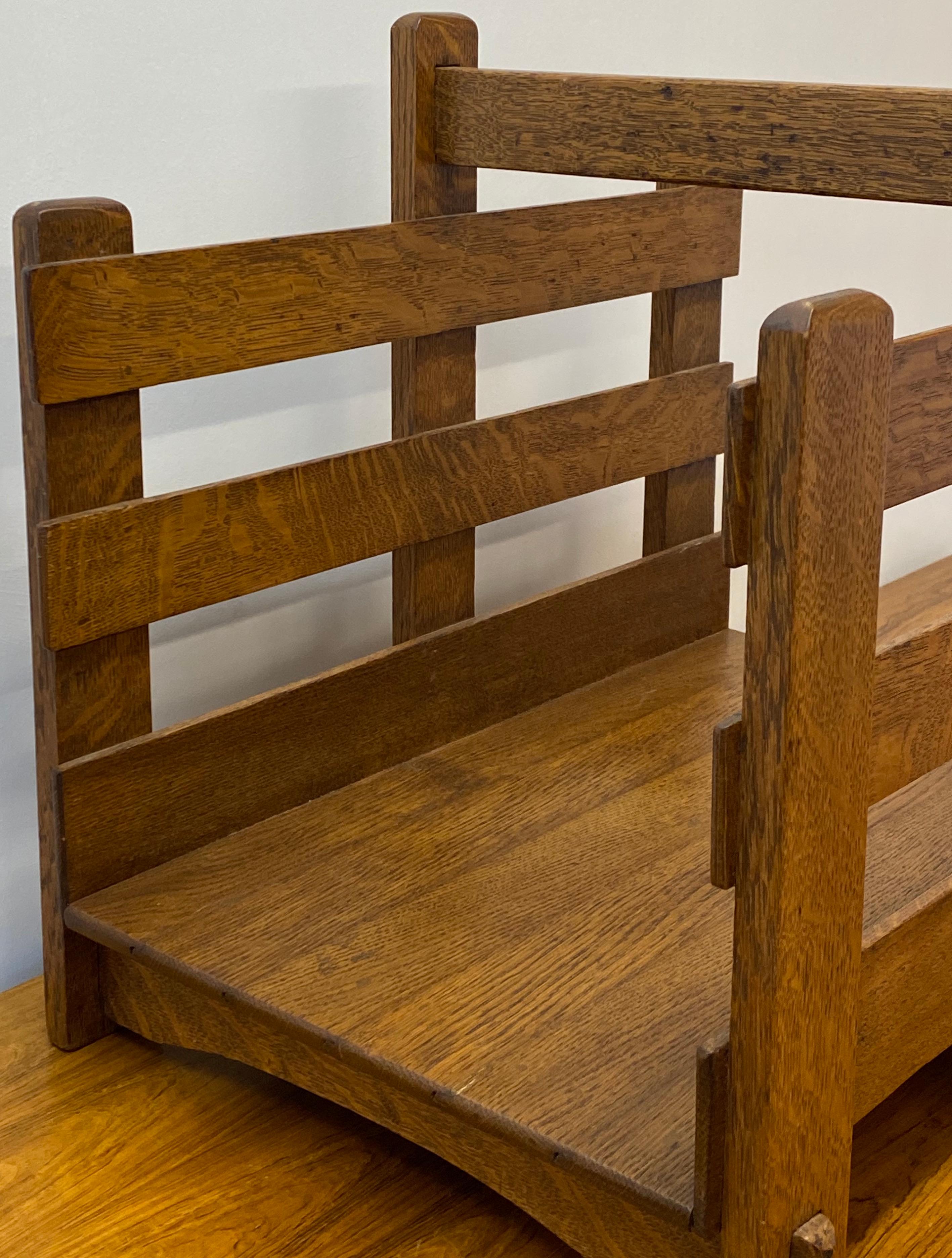 Arts & Crafts Mission Oak Log Holder, circa 1920 In Good Condition In San Francisco, CA