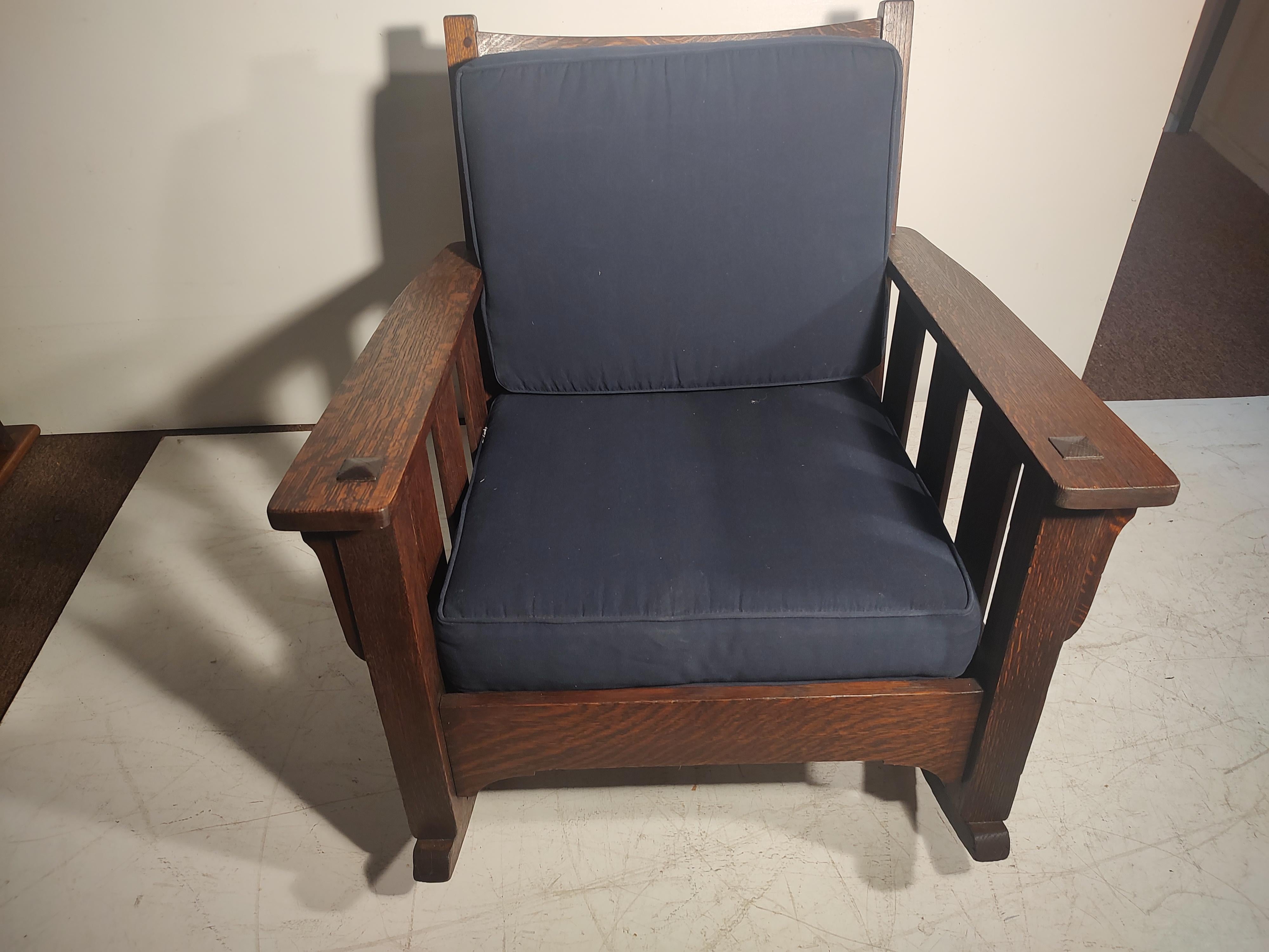 Arts & Crafts Mission Oak Slatted Rocking Chair attributed to Stickley Brothers  For Sale 2