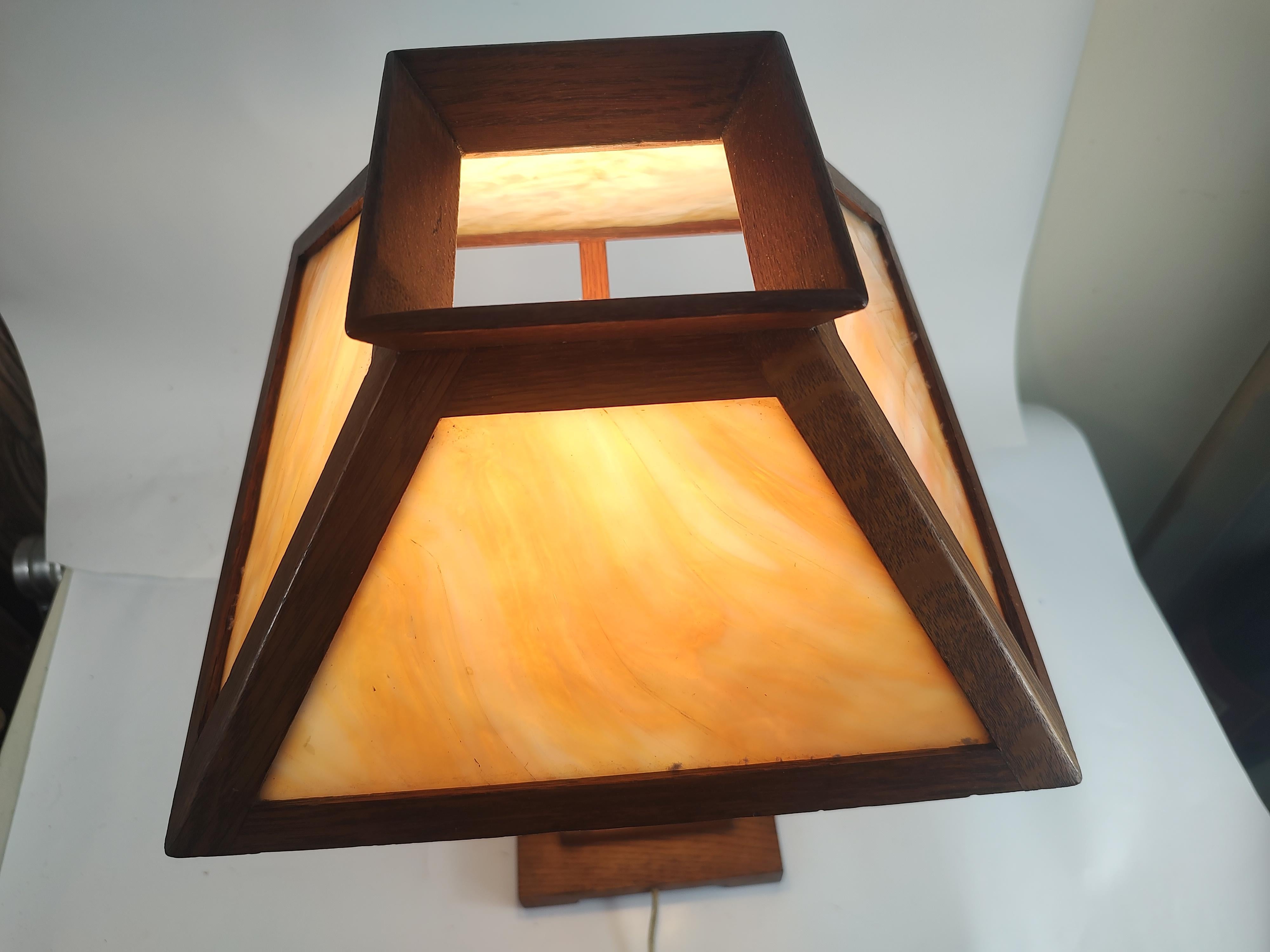Brass Arts & Crafts Mission Oak with Carmel Colored Slag Glass Table Lamp C 1910 For Sale