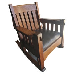 Chaise à bascule Mission Arts & Crafts en chêne scié sur quartier par Harden C1905