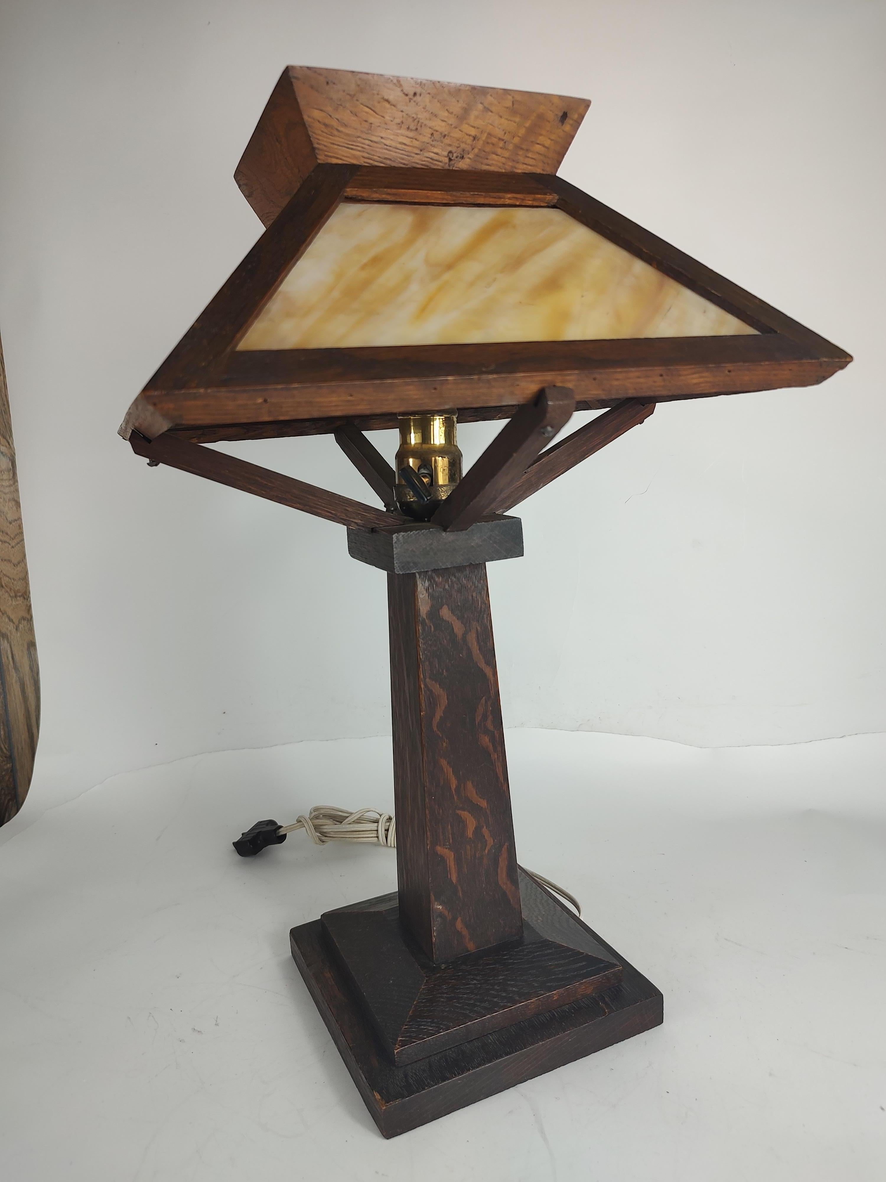 American Arts & Crafts Mission Quarter Sawn Oak with Slag Glass Table Lamp C1910
