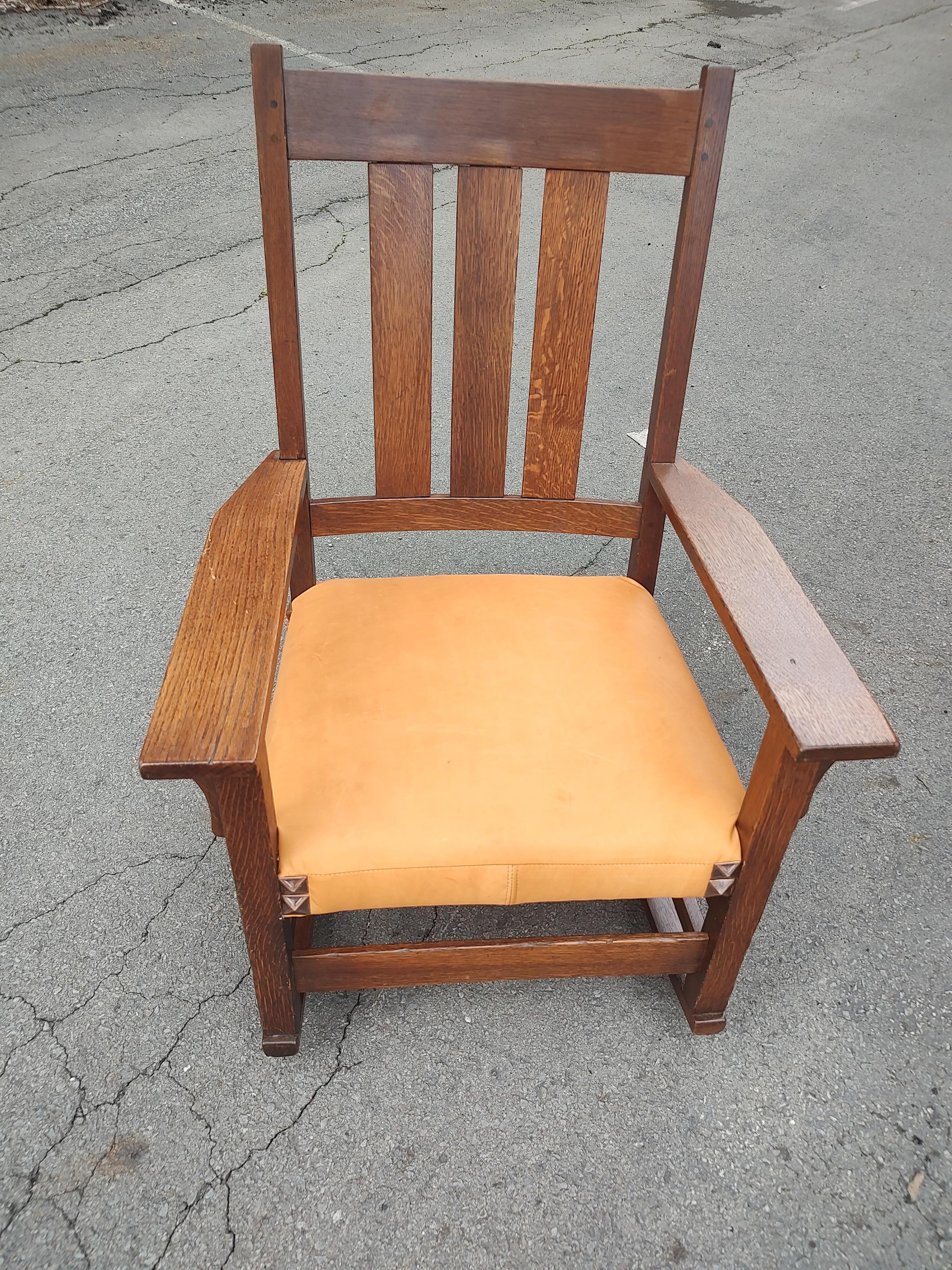 Arts & Crafts Mission Rocker by Gustav Stickley with New Leather Seat For Sale 2