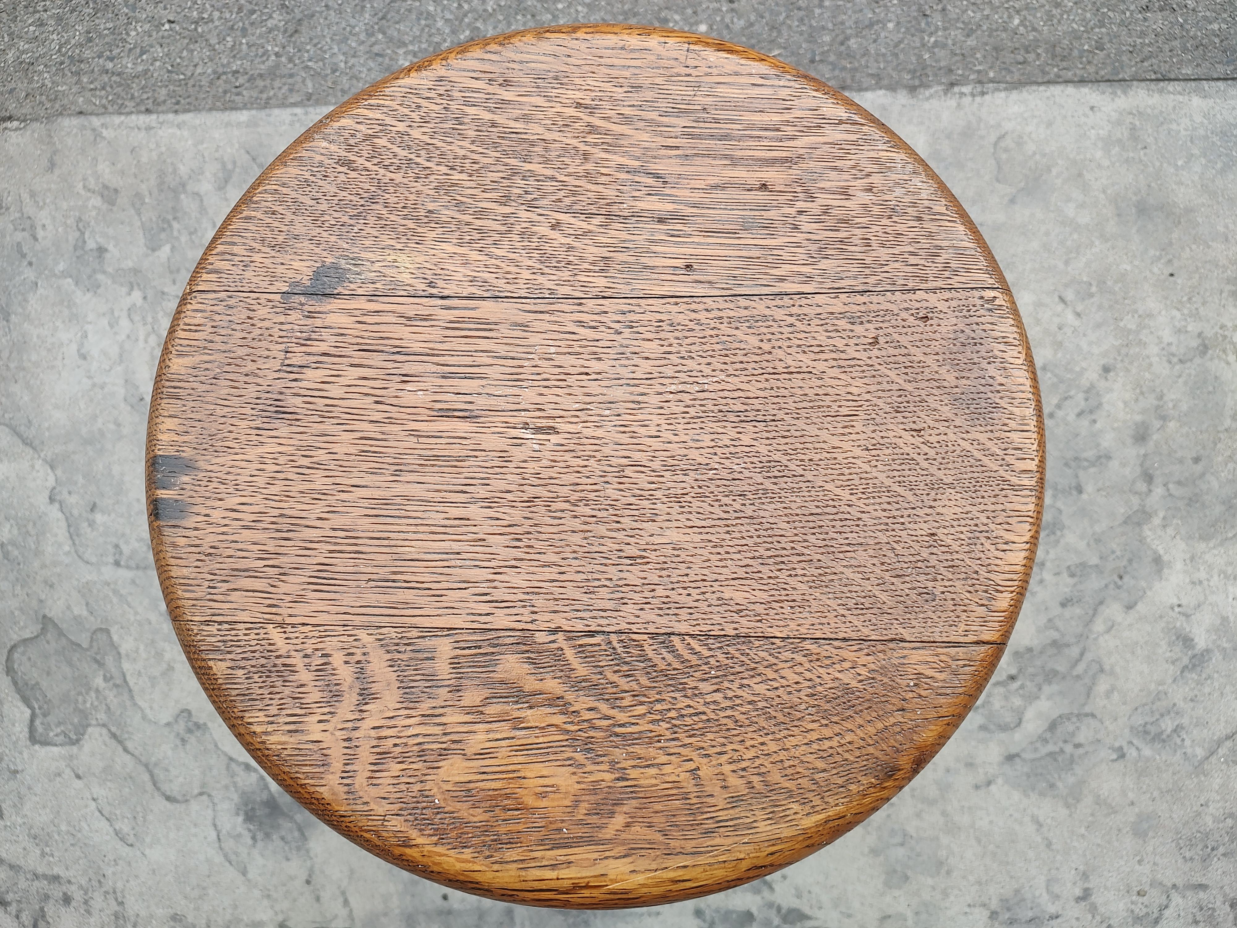 Arts & Crafts Mission Style Oak Drafting Table Stool C1925 en vente 2