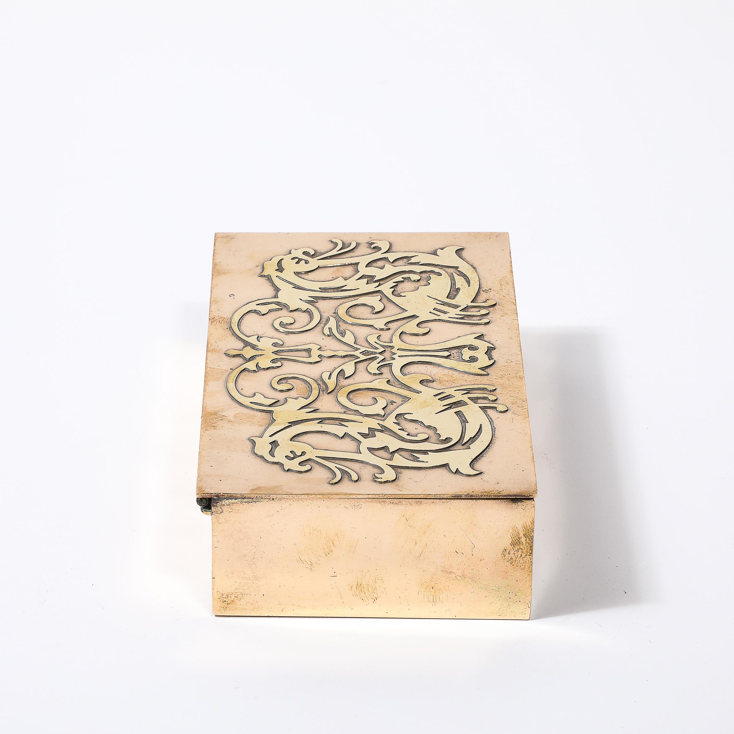 Movimiento Arts & Crafts Caja de bronce y latón con detalles heráldicos de Silver Crest Bronce en venta