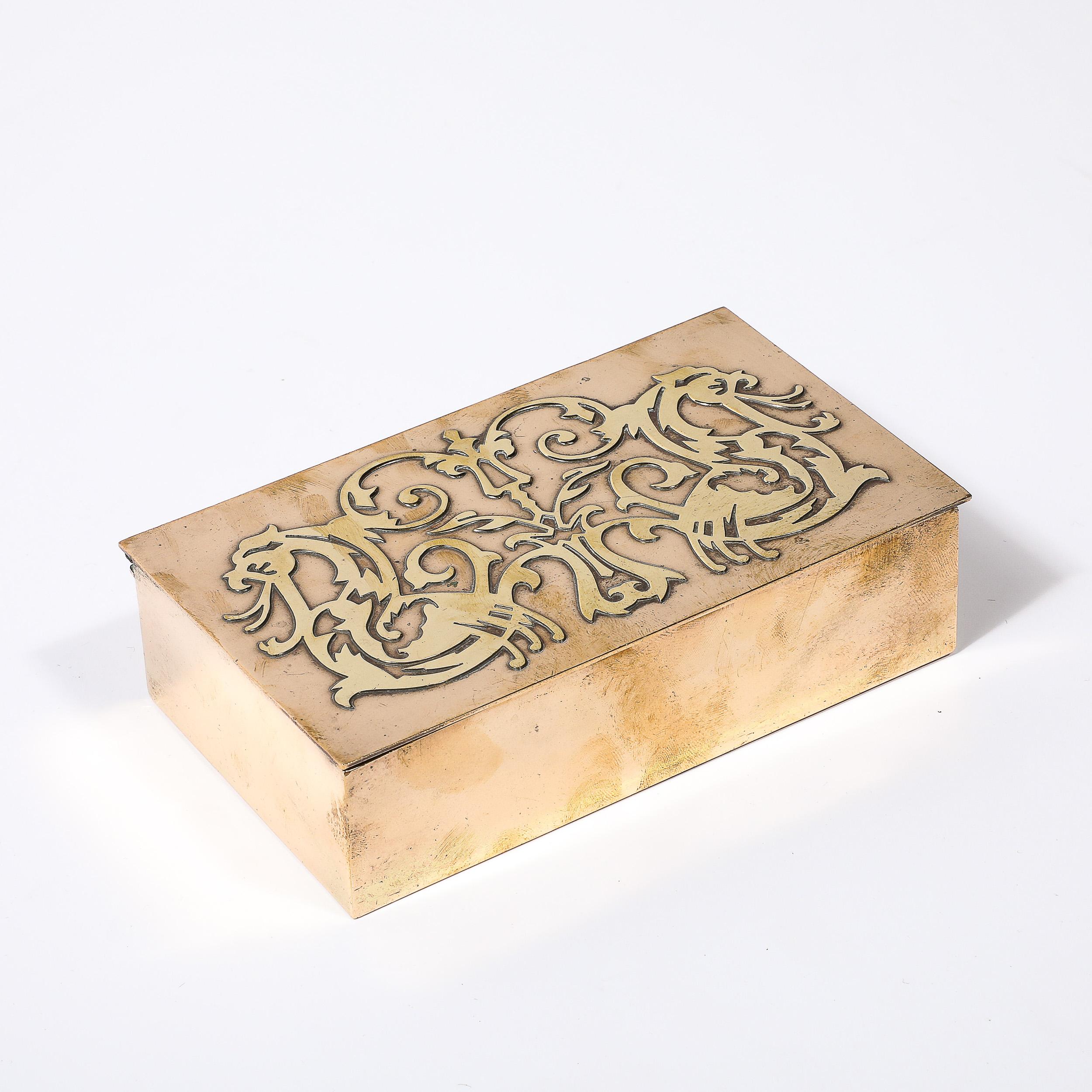 Movimiento Arts & Crafts Caja de bronce y latón con detalles heráldicos de Silver Crest en venta 1