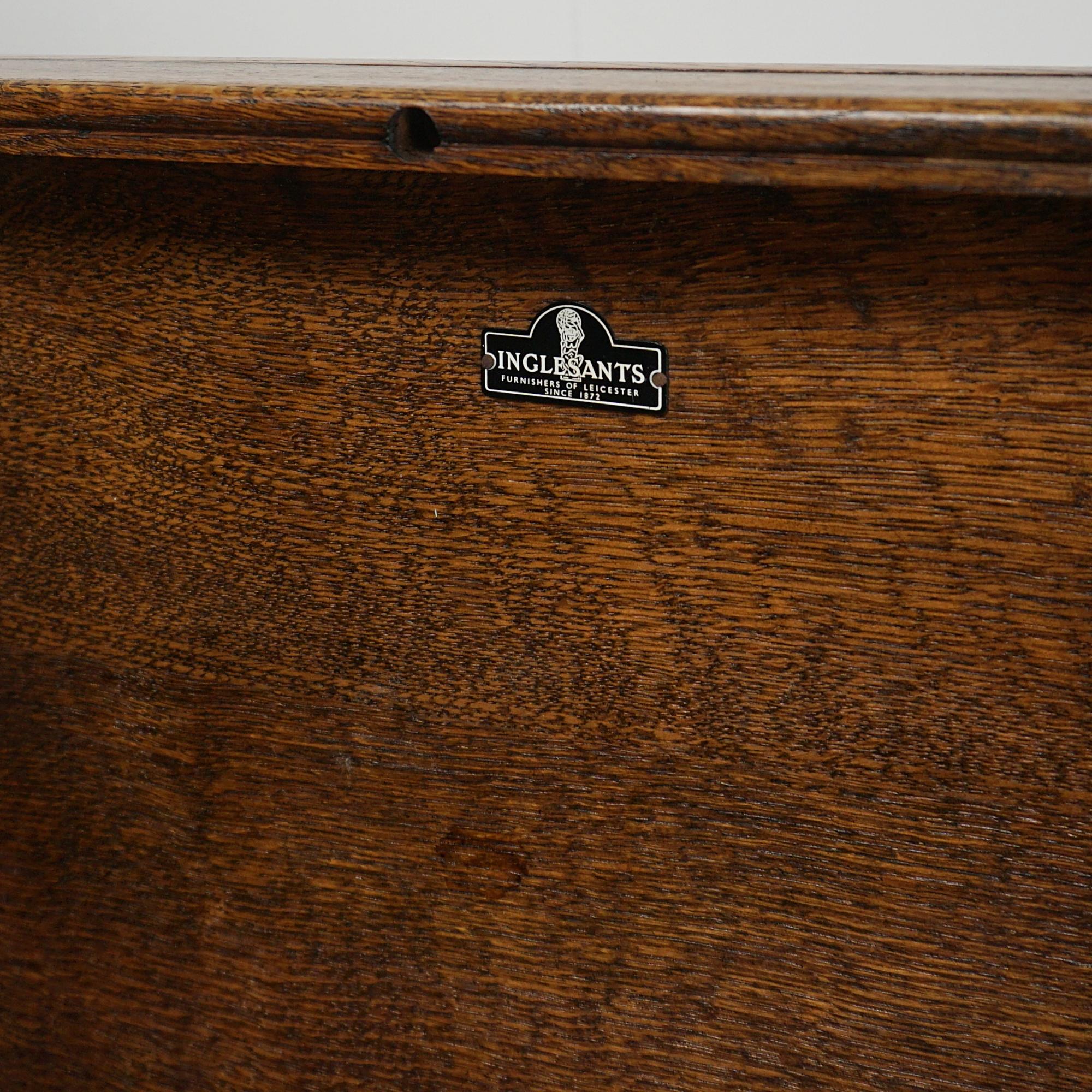 Arts & Crafts Nest of Three Tables Circa 1920 In Good Condition In Forest Row, East Sussex