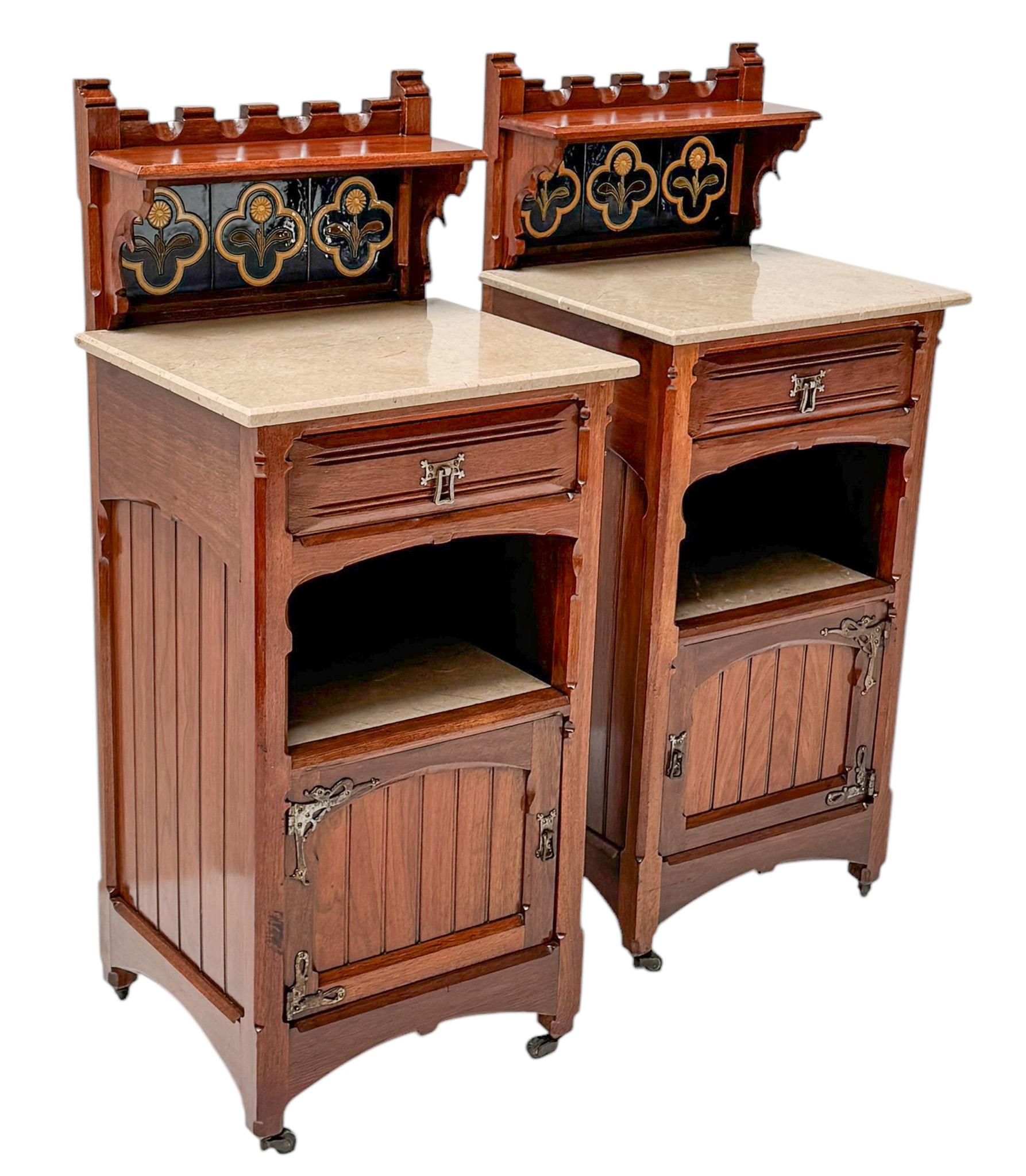 Mesillas de noche Arts & Crafts de Gustave Serrurier-Bovy, 1900 en Bueno estado para la venta en Amsterdam, NL
