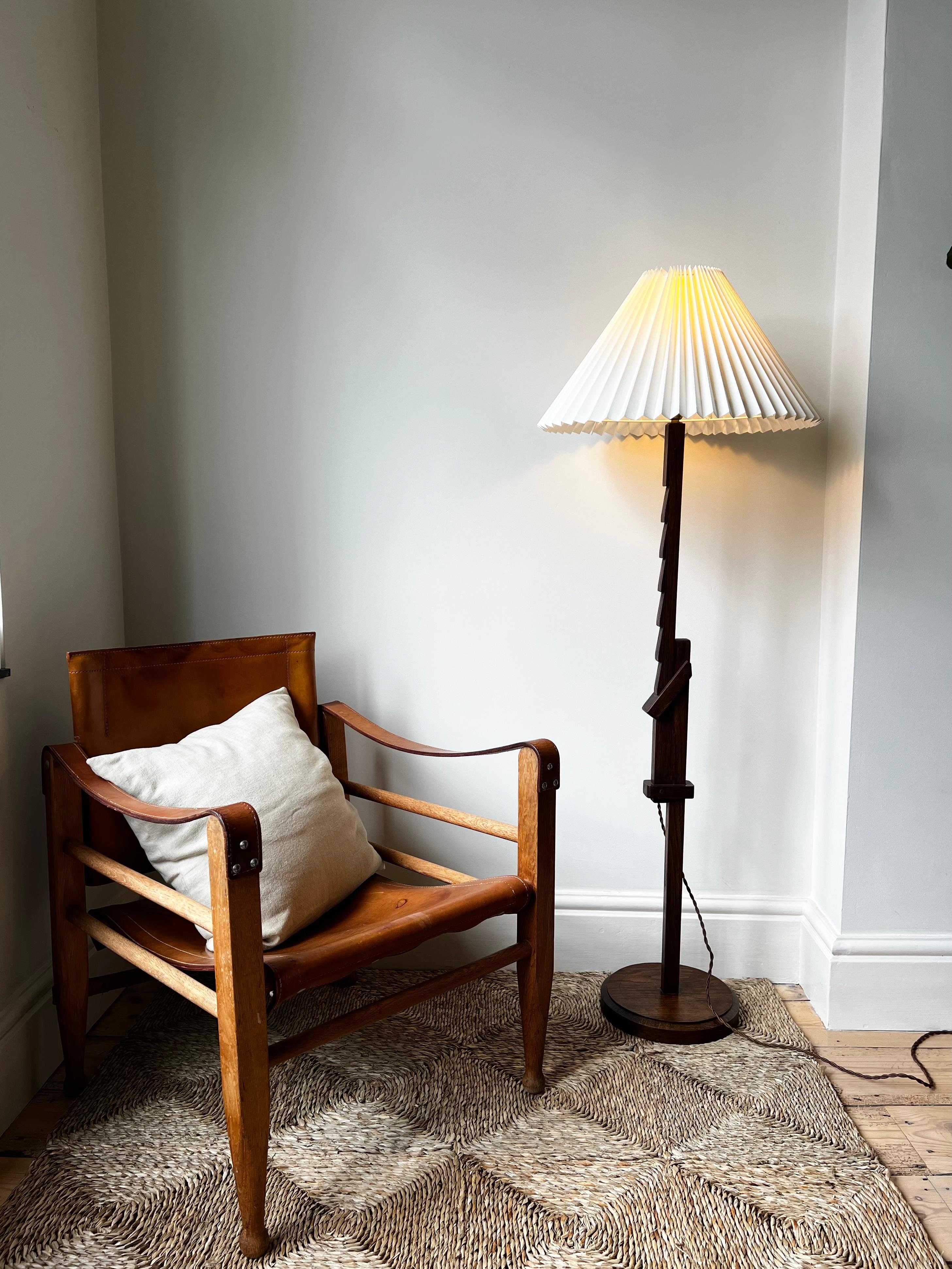 French Art Deco Arts & Crafts oak adjustable ratchet floor lamp, France c. 1930s