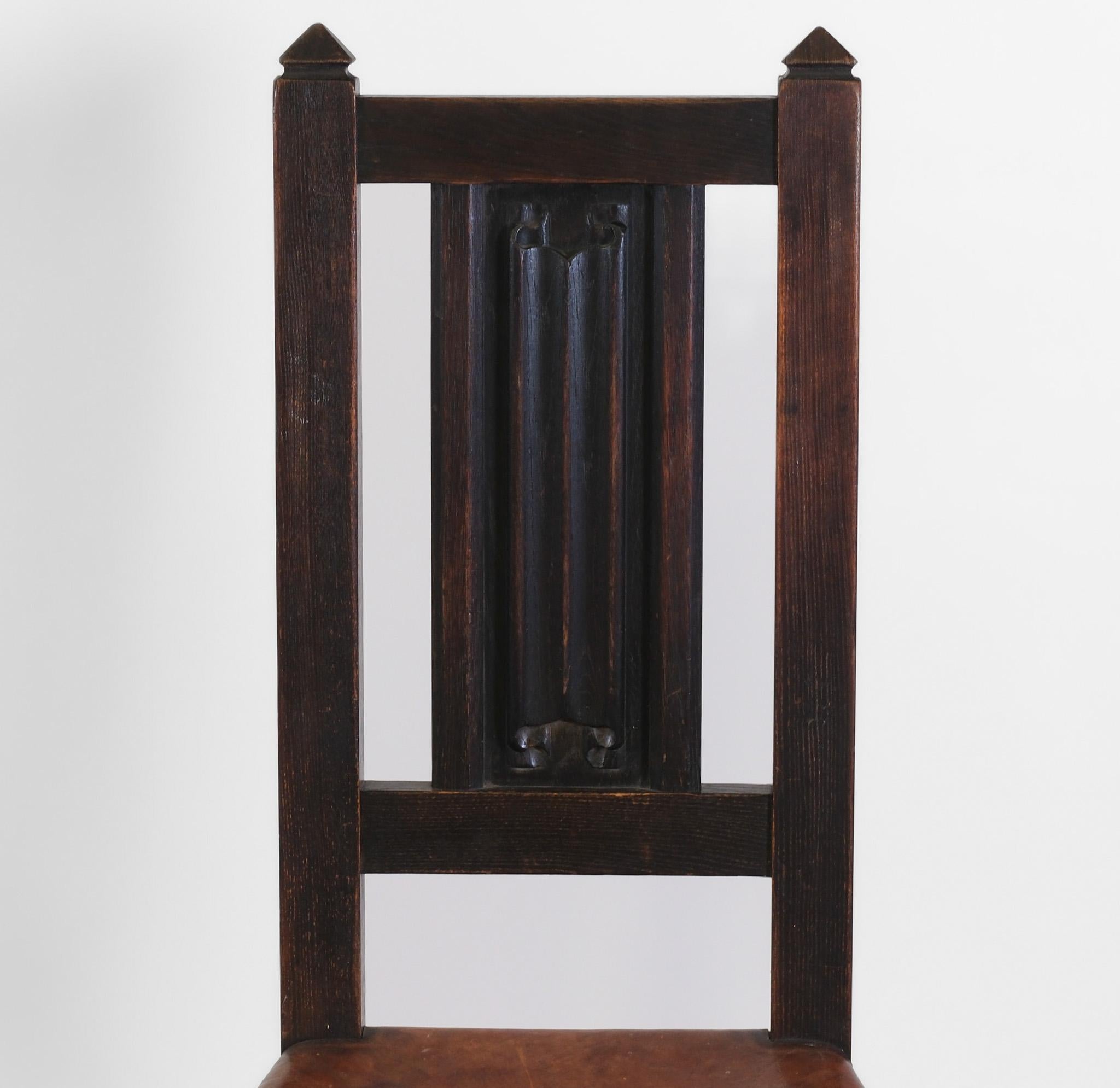 Arts and Crafts Arts & Crafts Oak And Leather Arrow Head Side Chair For Sale