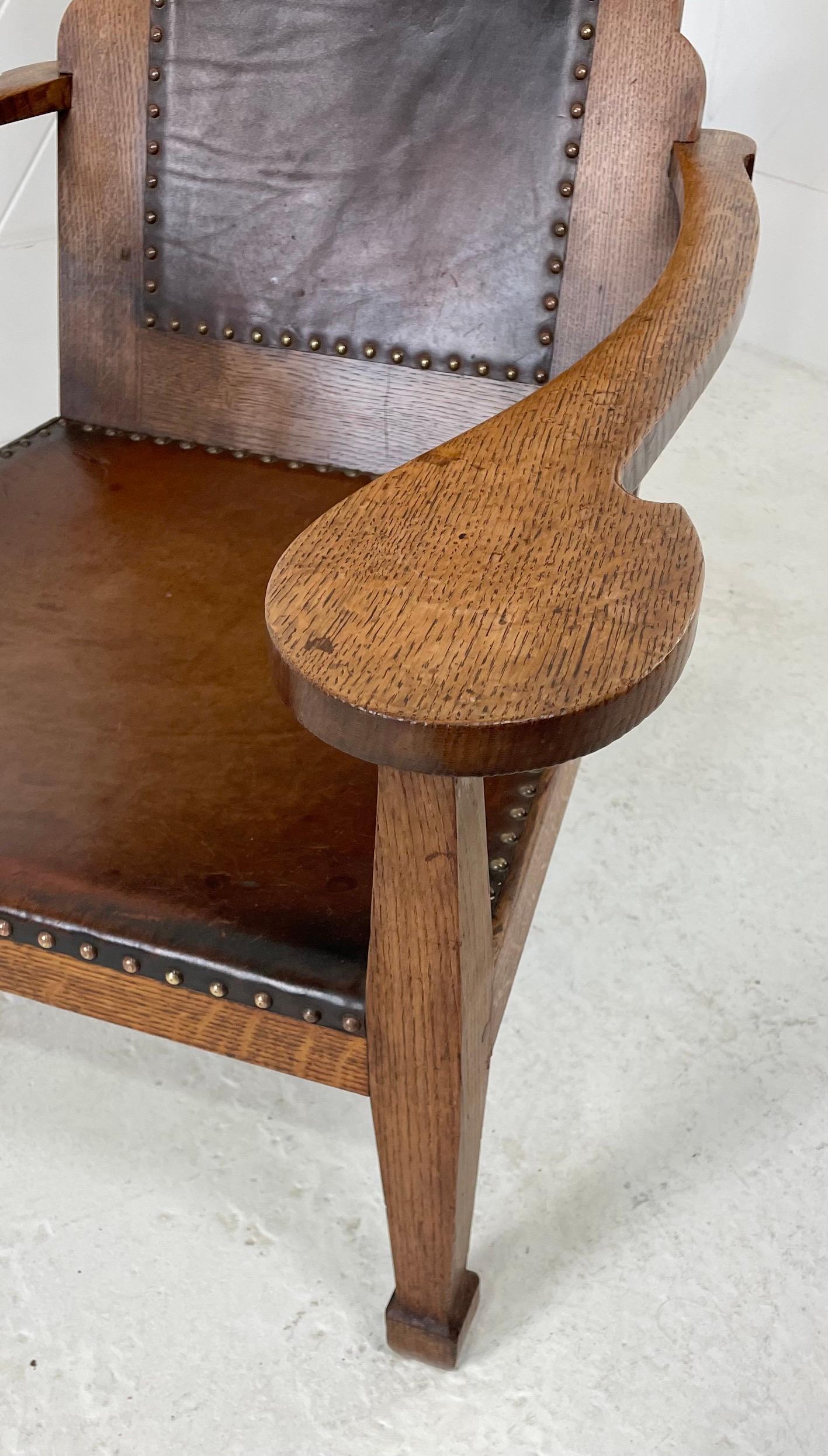 Arts and Crafts-Sessel aus Eiche von Arthur Simpson im Zustand „Gut“ im Angebot in Petworth, GB