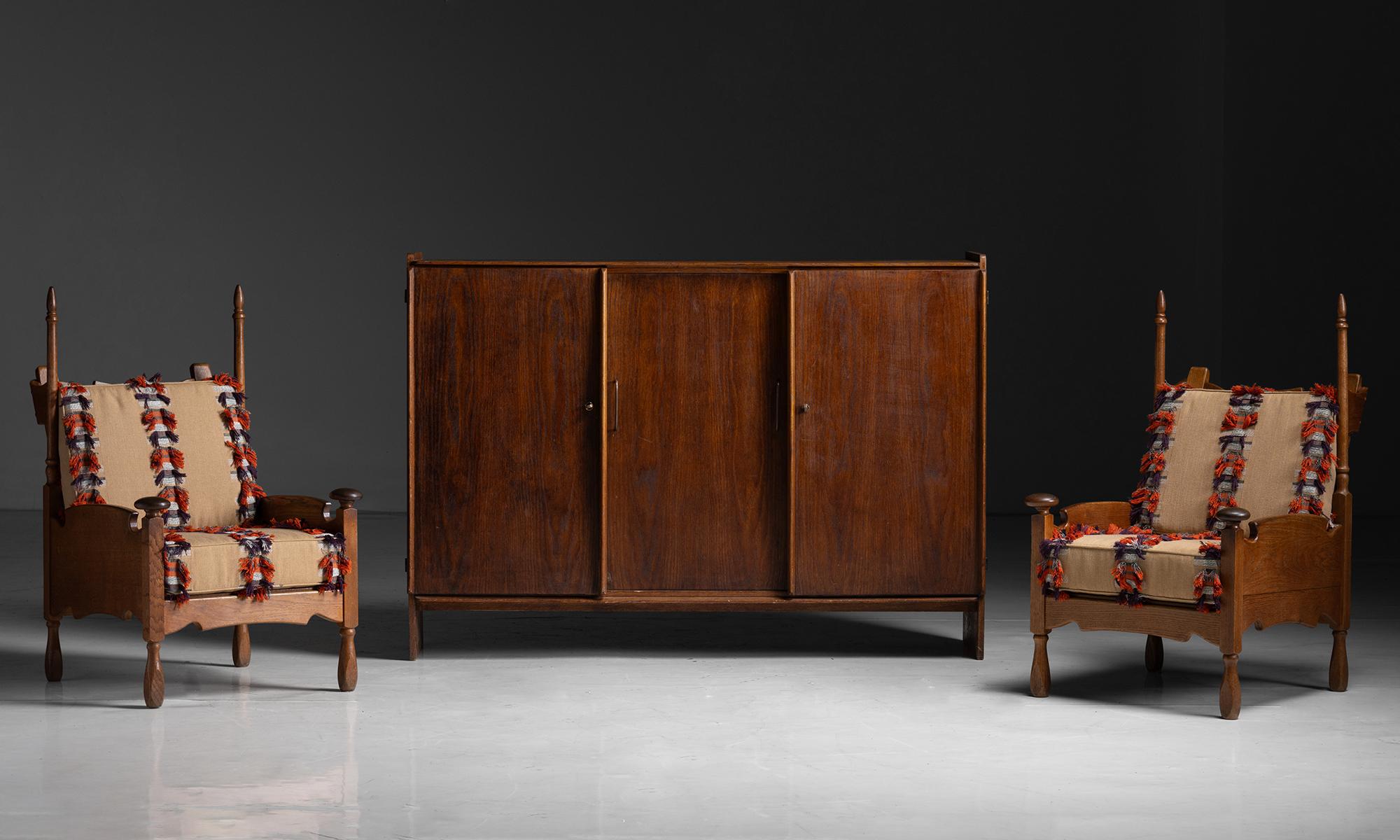 Arts & Crafts Oak Armchairs, France circa 1910 4
