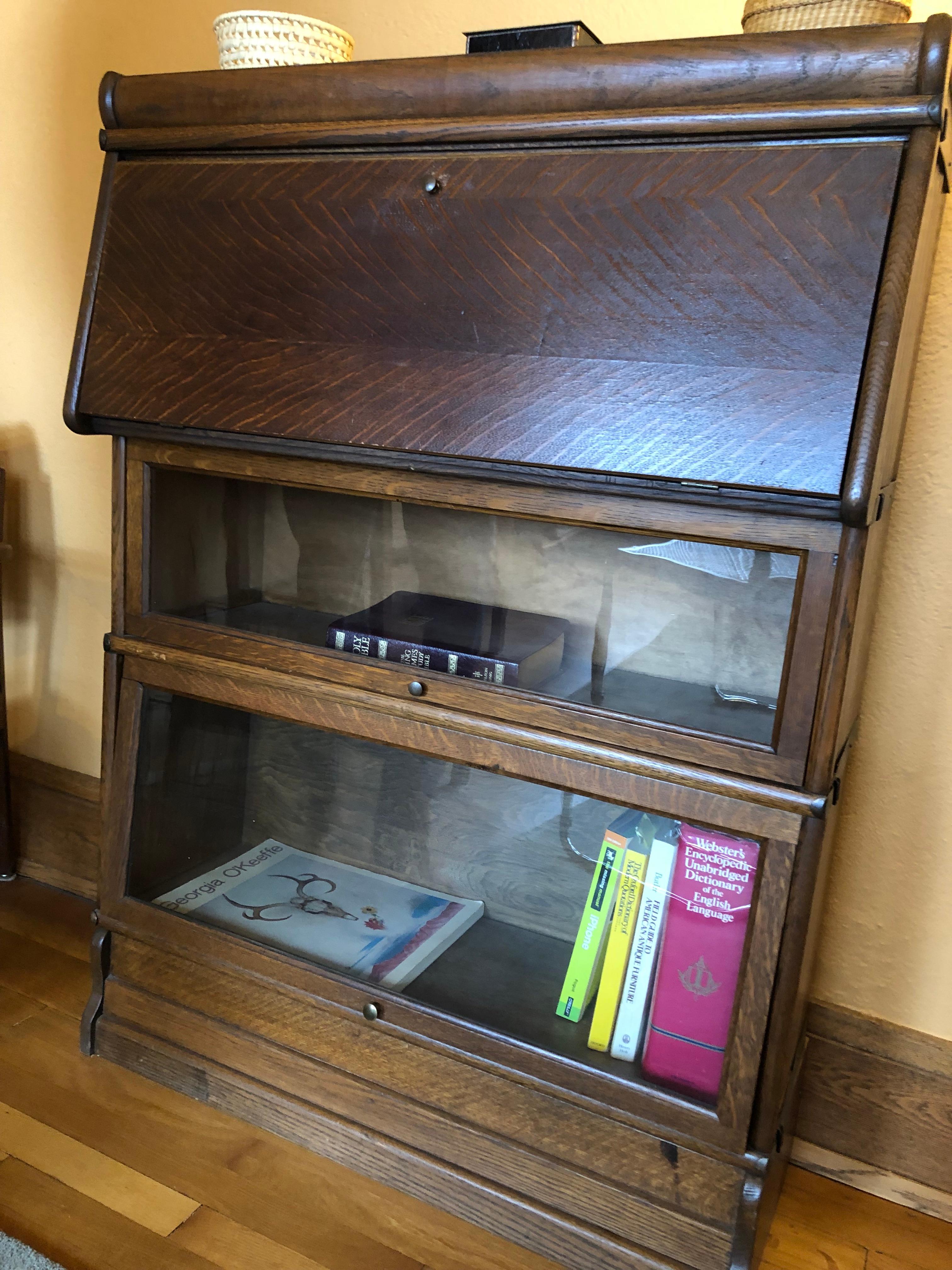 Arts & Crafts Oak Barrister Bookcase with Drop Front Secretary Desk, circa 1920s For Sale 10