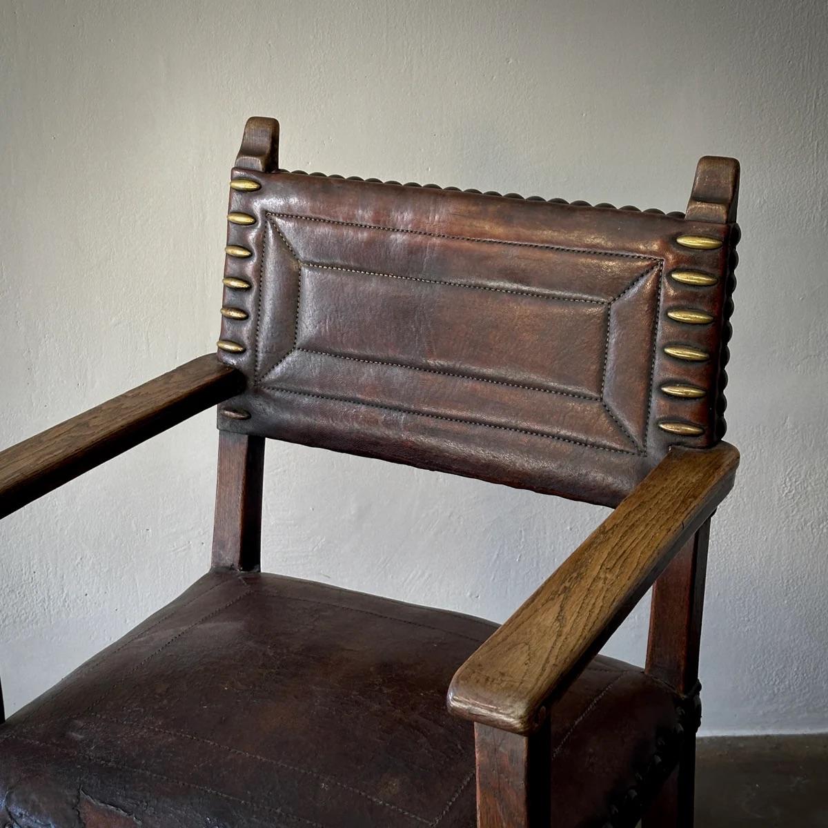 English Arts & Crafts Oak Chair For Sale