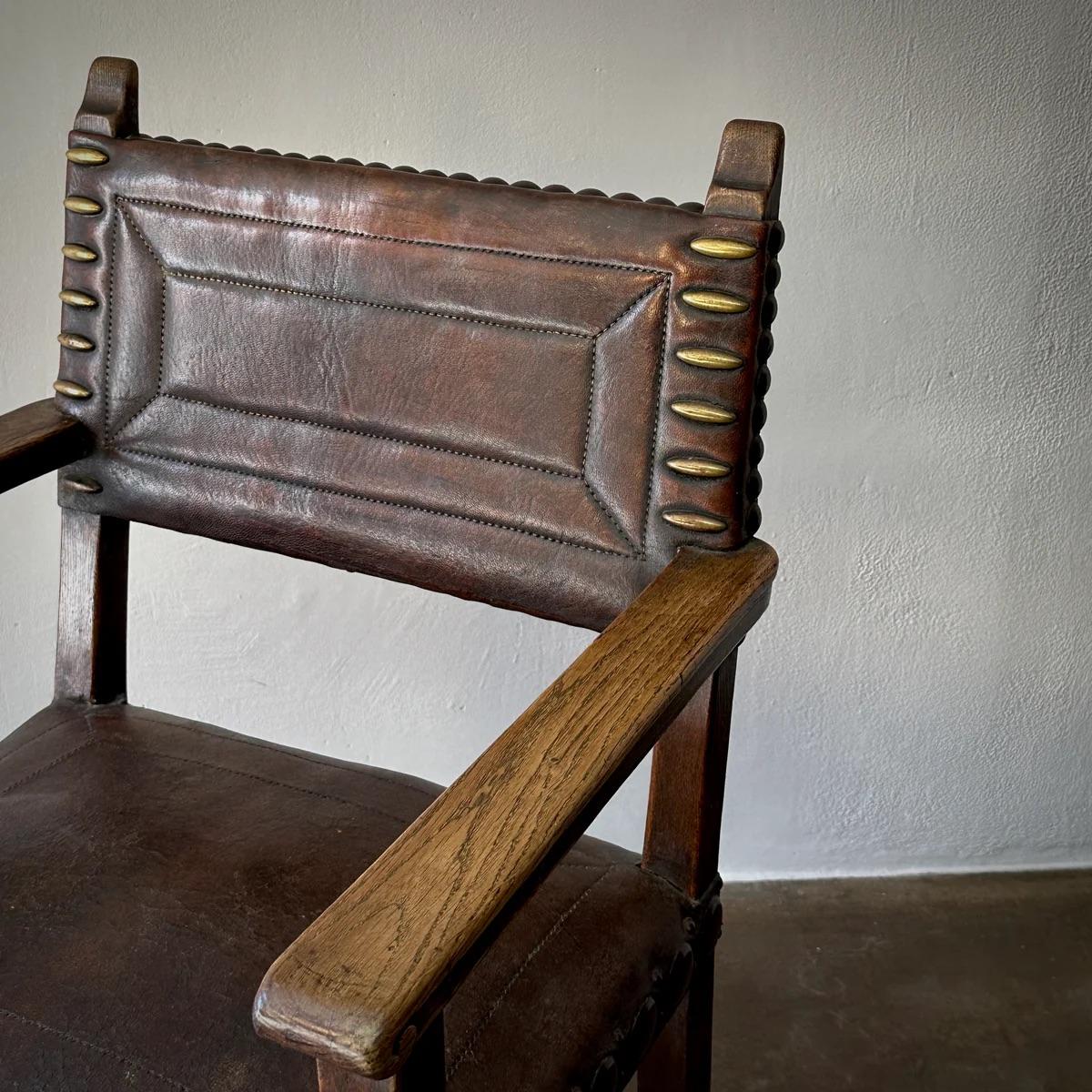 Arts & Crafts Oak Chair In Good Condition For Sale In Los Angeles, CA