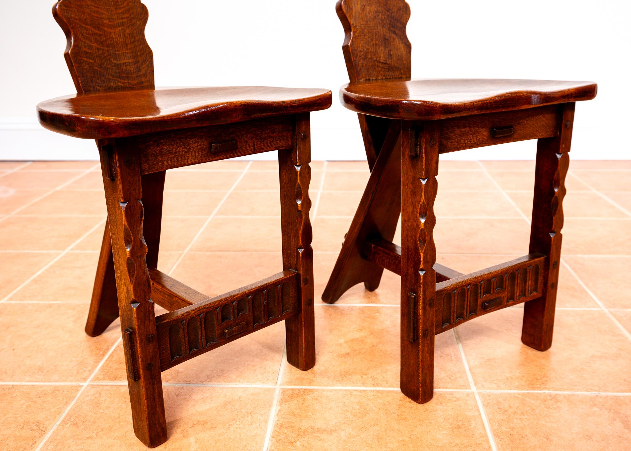 Arts and Crafts Eichenholzstühle, Paar Beistellstühle, Esszimmerstühle, Rupert Griffiths Craftsman im Angebot 2