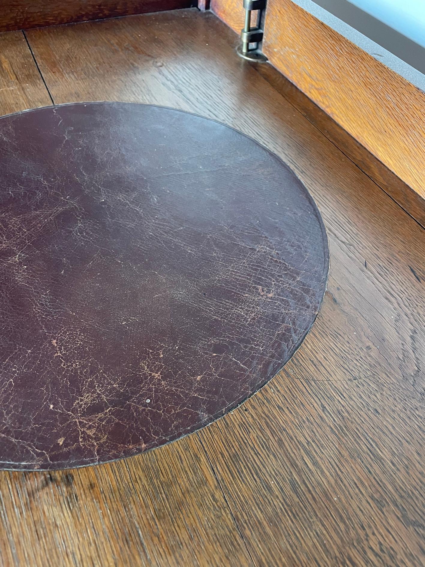 Arts & Crafts Oak Hall Table By Ambrose Heal en Bueno estado para la venta en Petworth, GB