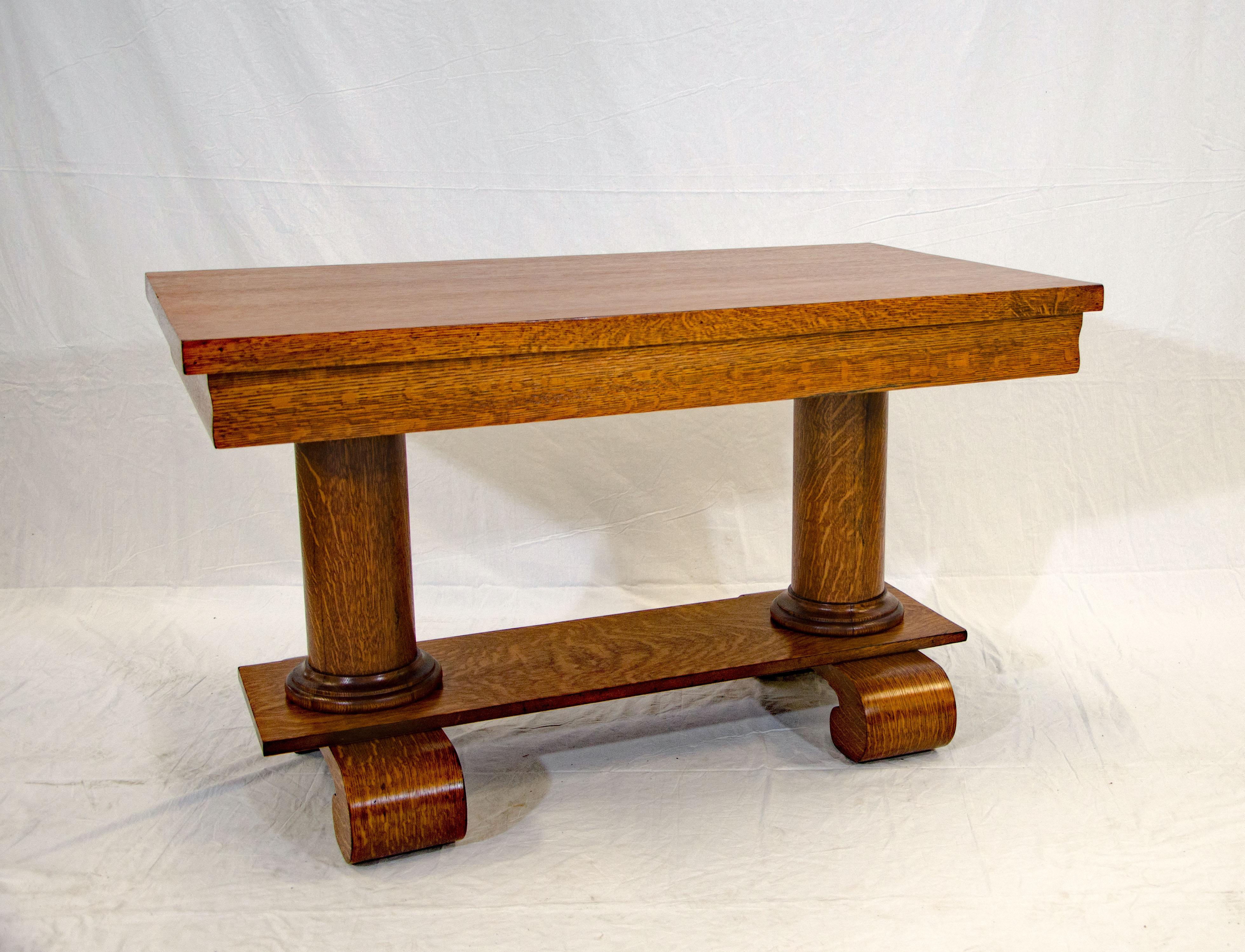 Arts & Crafts Oak Library Table In Good Condition In Crockett, CA