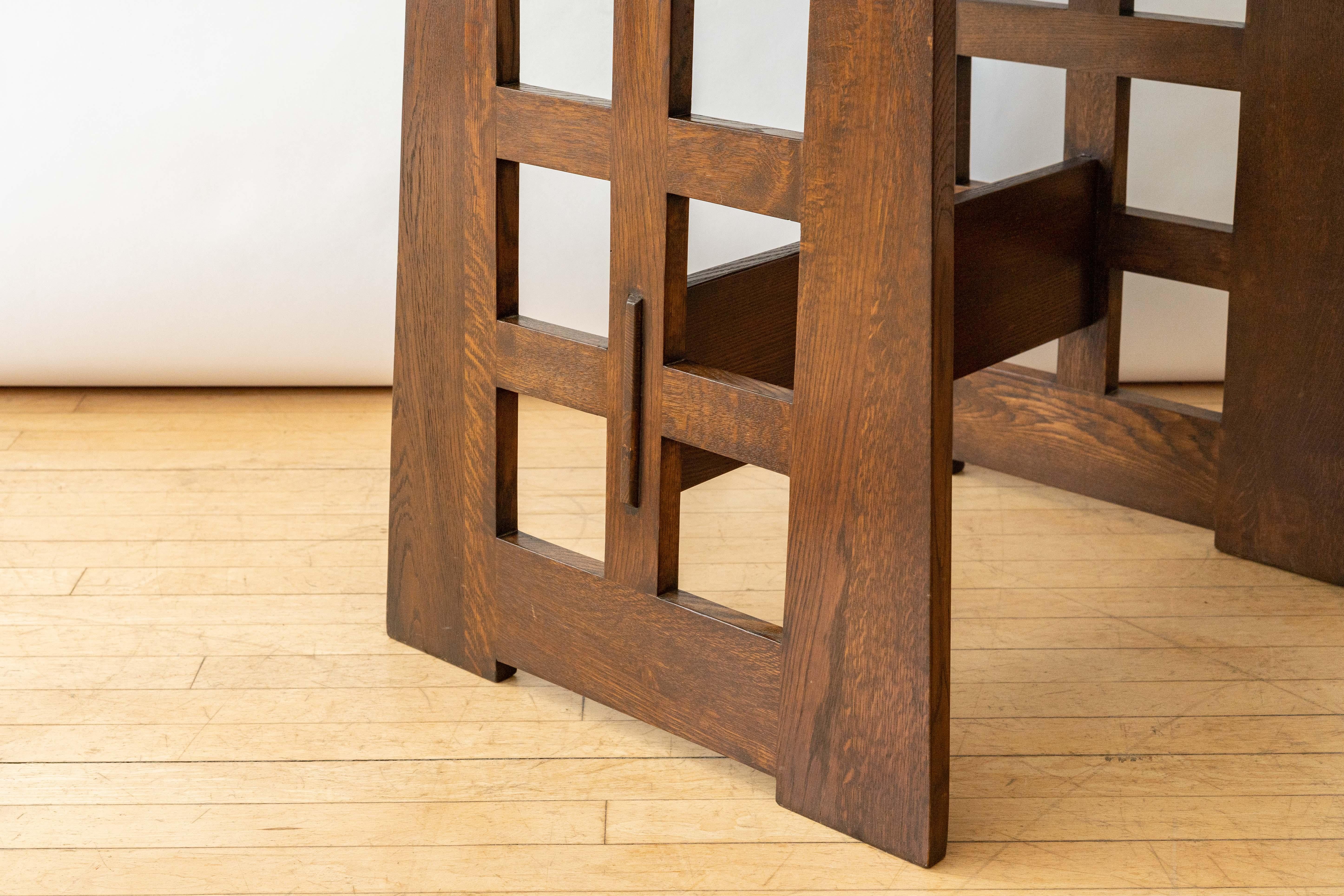 Arts & Crafts Oak Library Table In Good Condition In Cambridge, US