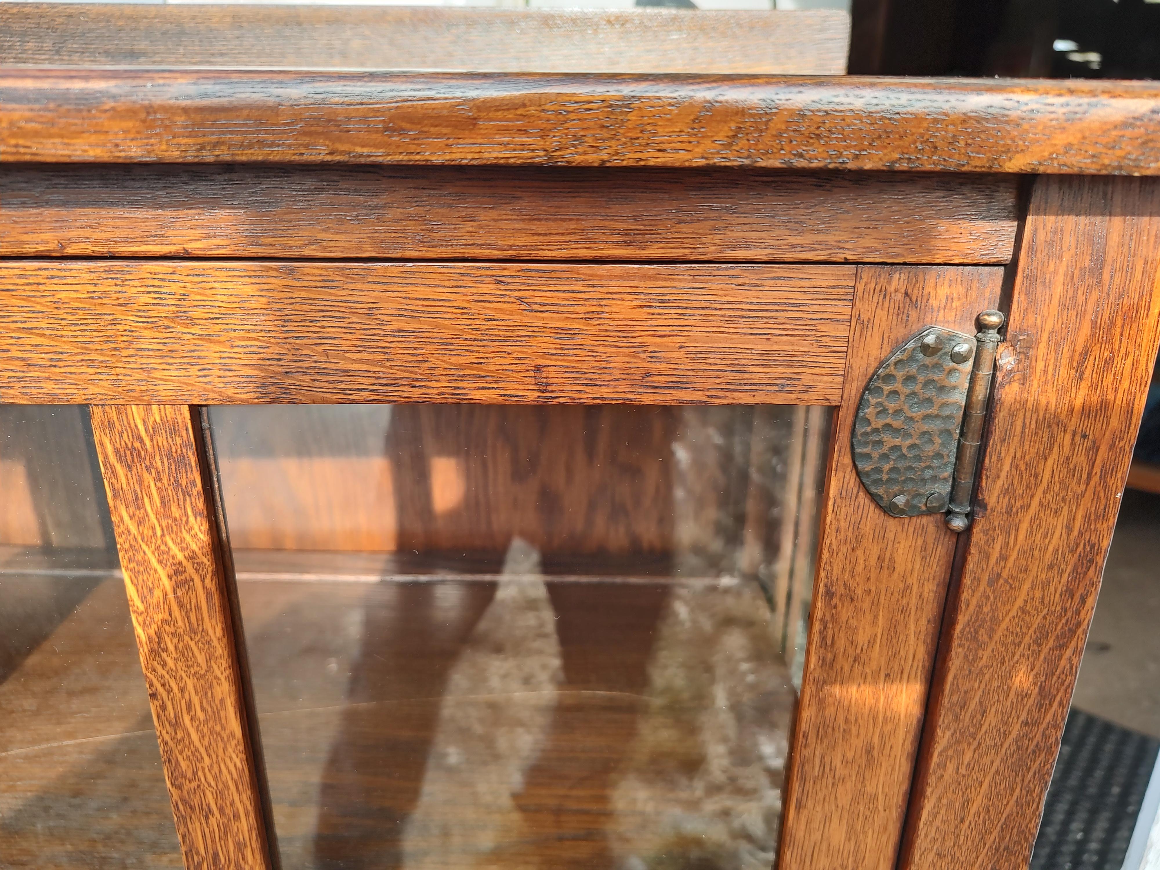 Arts & Crafts Oak Mission Bookcase/ China Cabinet by Stickley Brothers C1910 In Good Condition In Port Jervis, NY