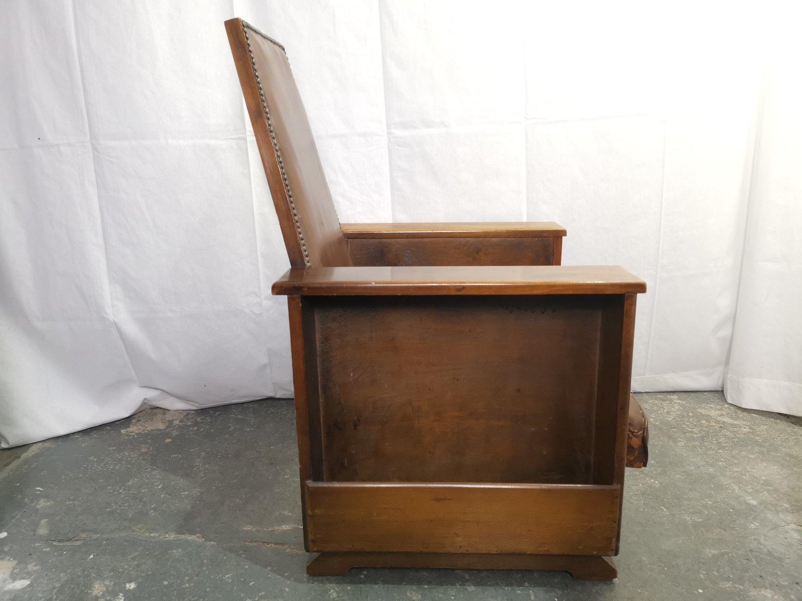 Arts & Crafts Oak Reading Armchair with Magazine Rack & Bookshelves to Each Side 1