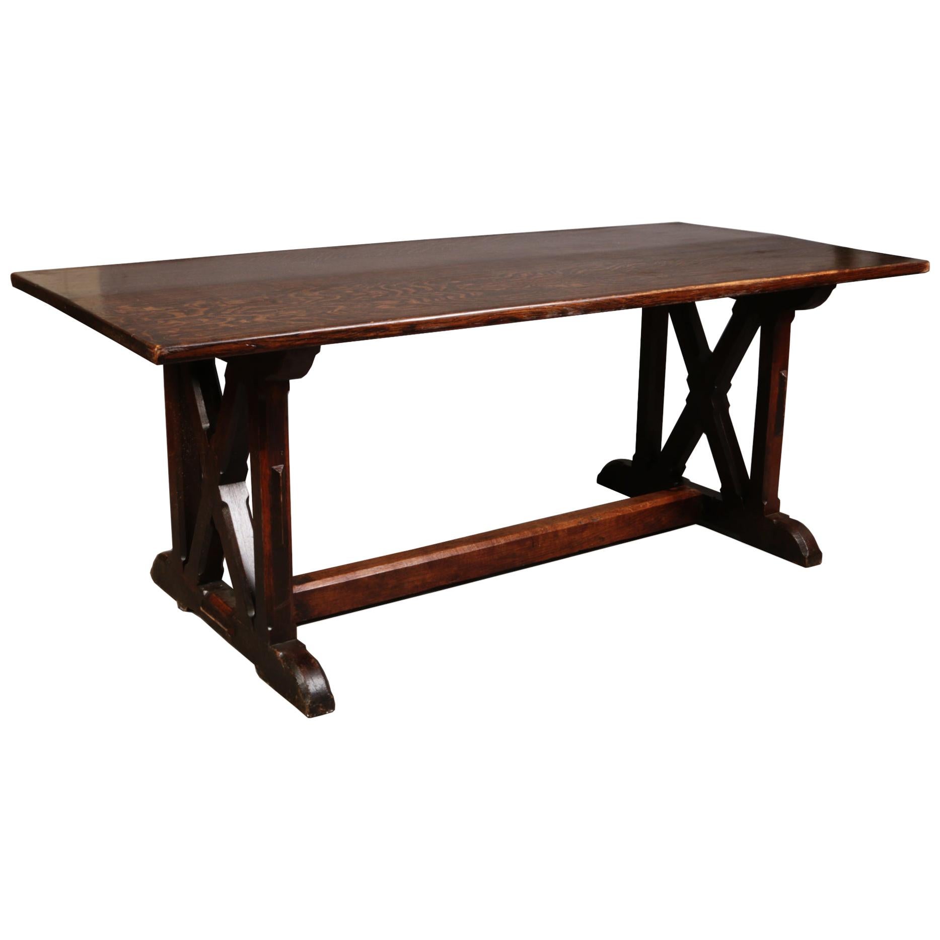 Arts 
Crafts Oak Refectory Dining Table with Wonderful Figuring to the Grain