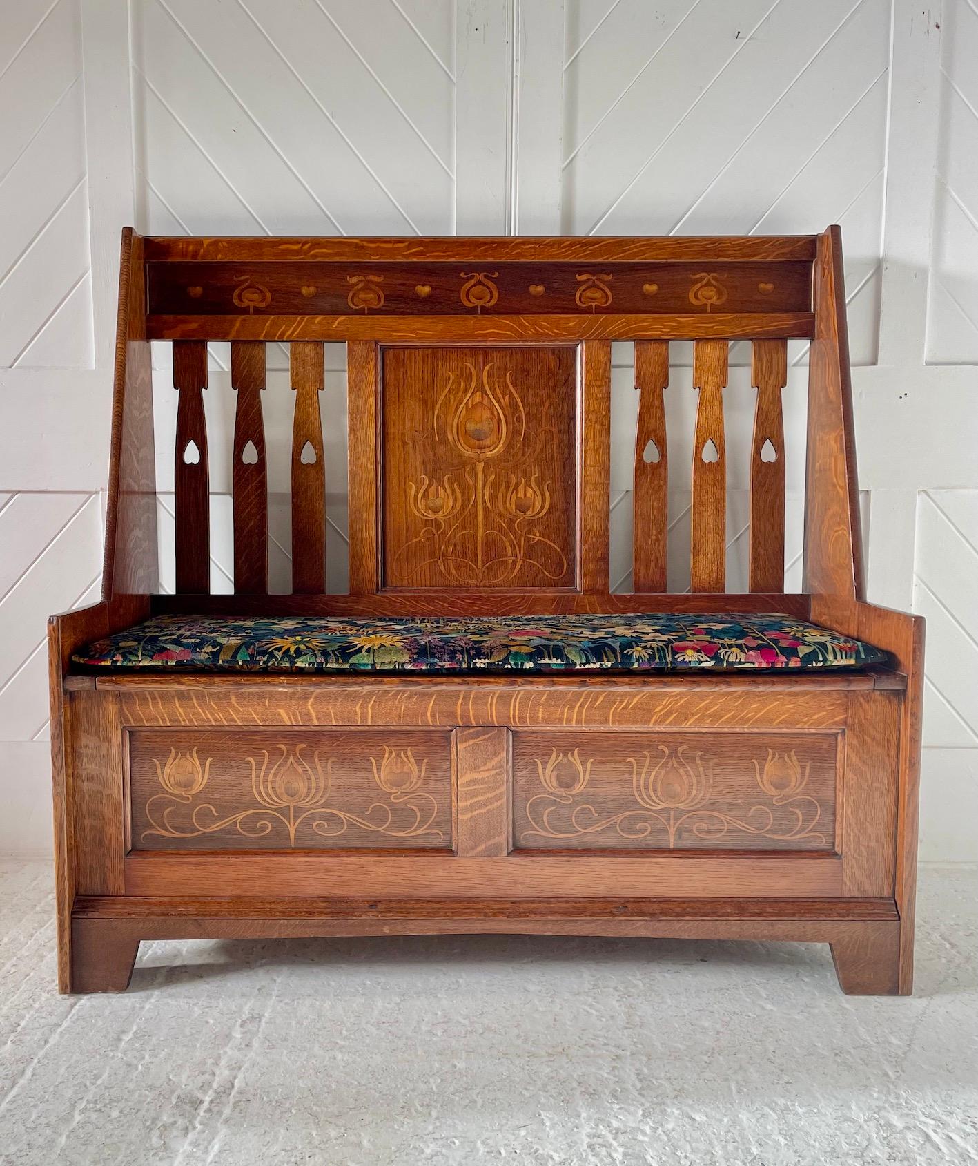 Inlay Arts & Crafts Oak Settle by Shapland & Petter