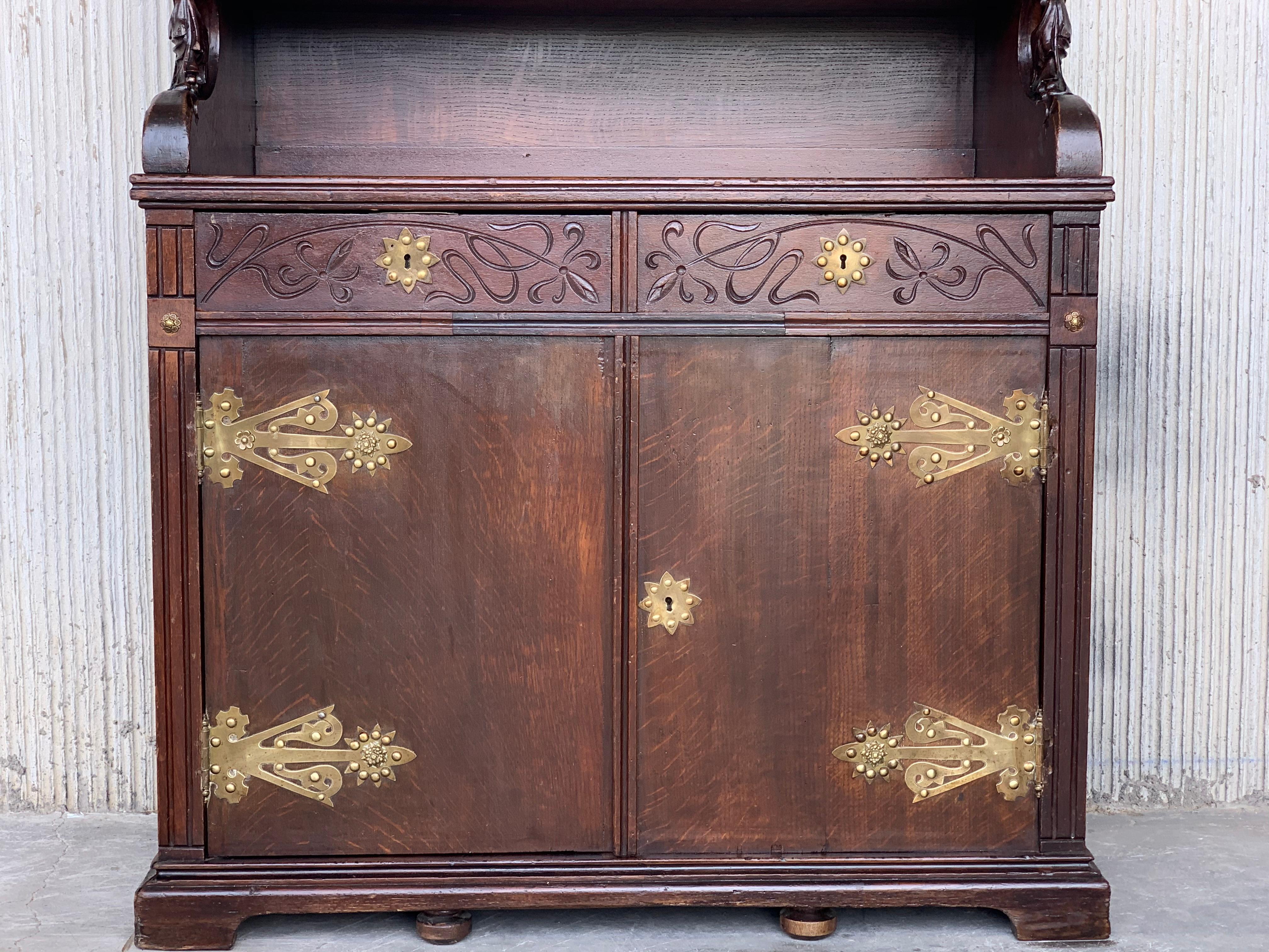 Arts & Crafts Oak Sideboard with Dry Bar Top and Cupboard in Oak, Bronze & Brass For Sale 7