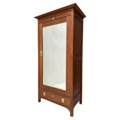 Armoire ou armoire d'une porte unique de style Arts & Crafts Onder den Sint Maarten, années 1900