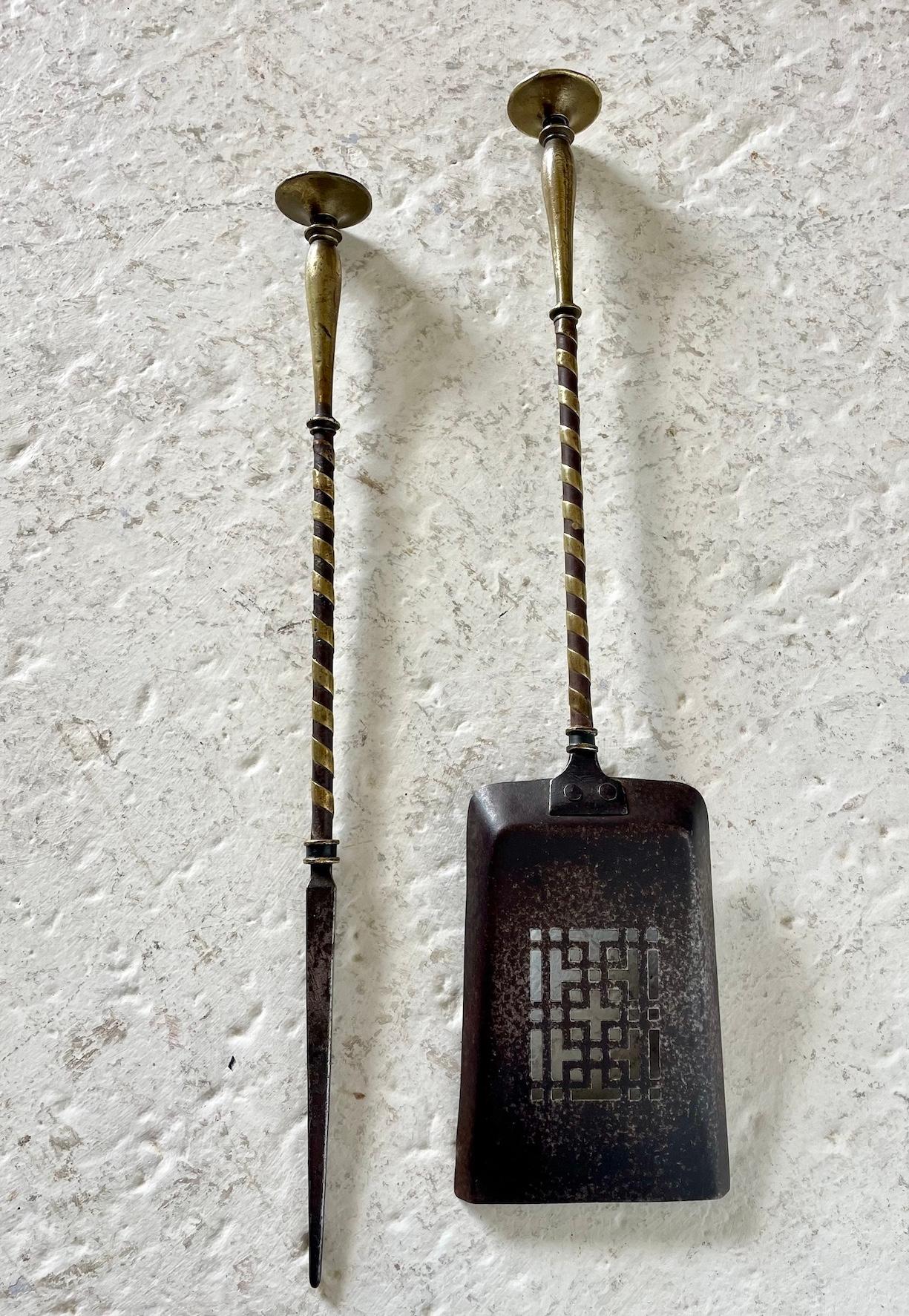 Arts & Crafts Pair Of Fire Irons In Good Condition For Sale In Petworth, GB