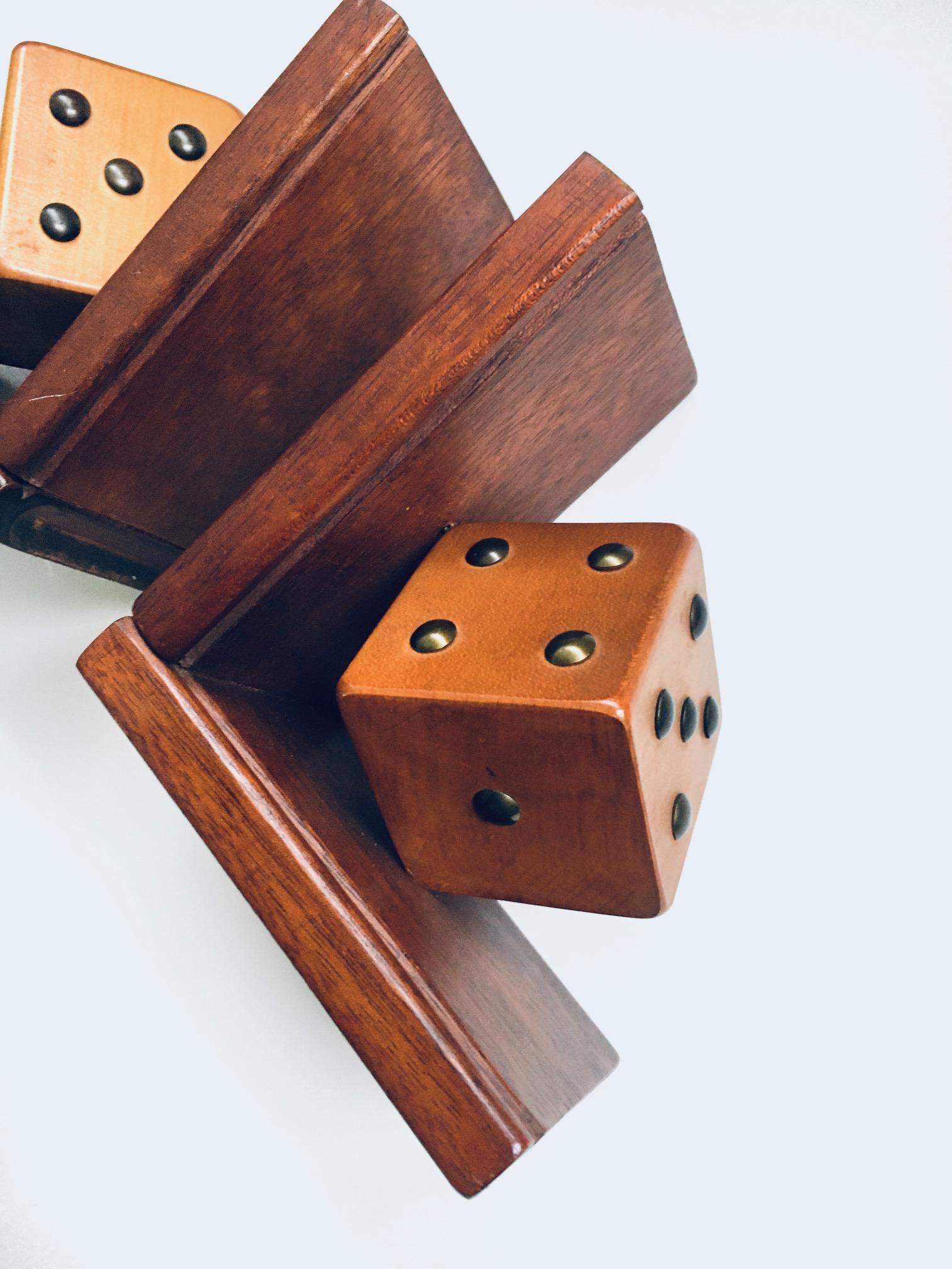 Arts & Crafts pair of wooden Dice Bookends, Belgium 1920's For Sale 7